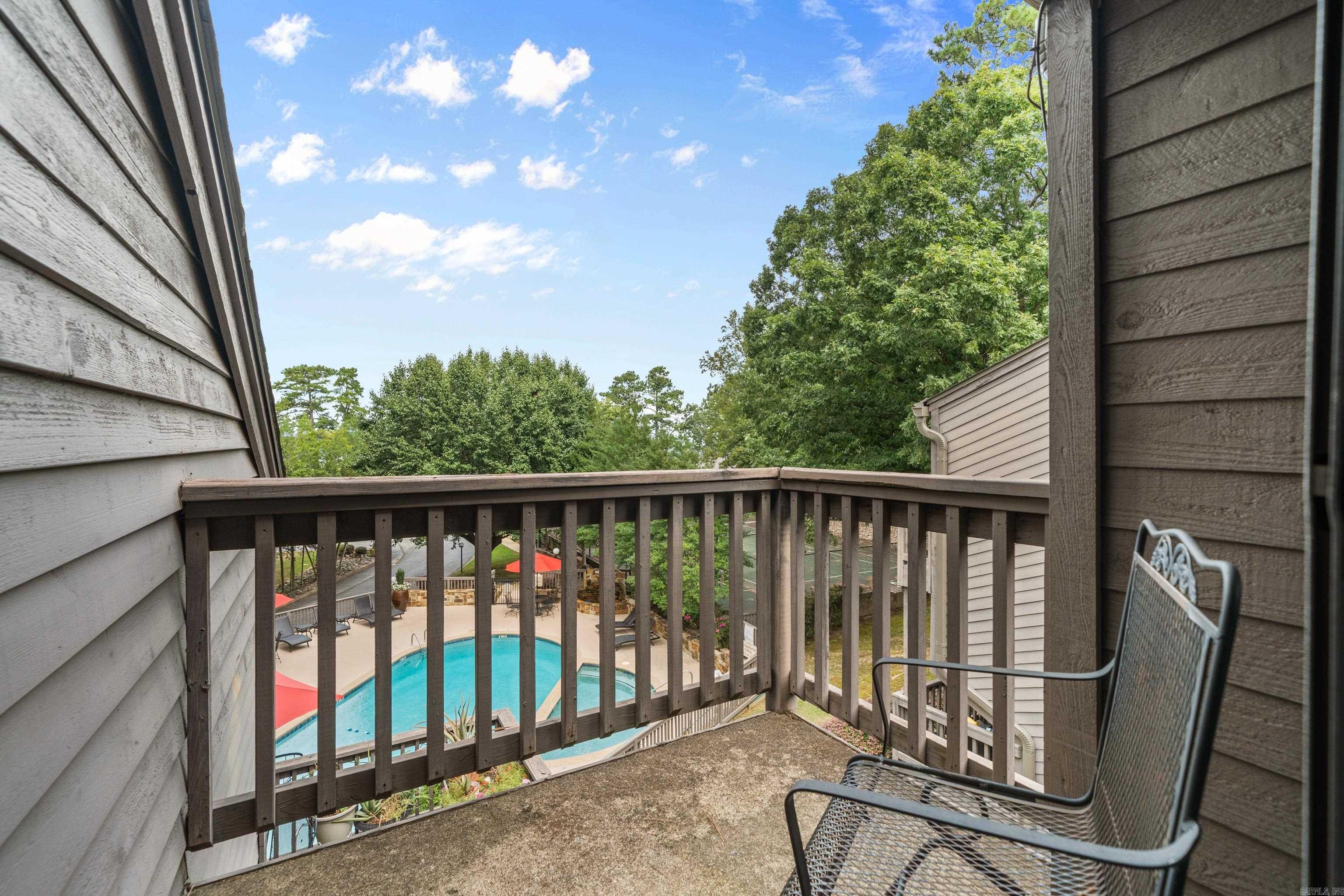 200 Hamilton Oaks Drive Unit: K-2