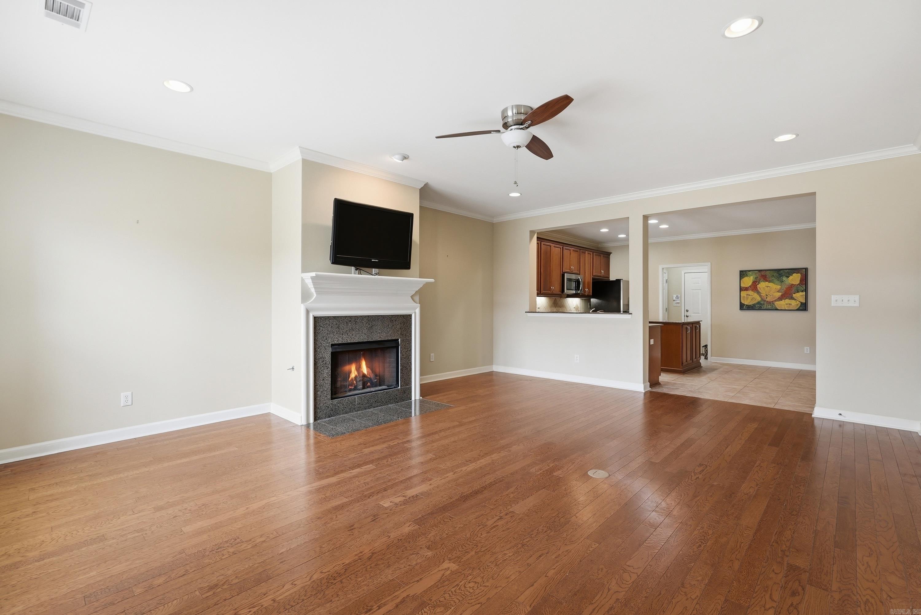 17 Chapman Ln