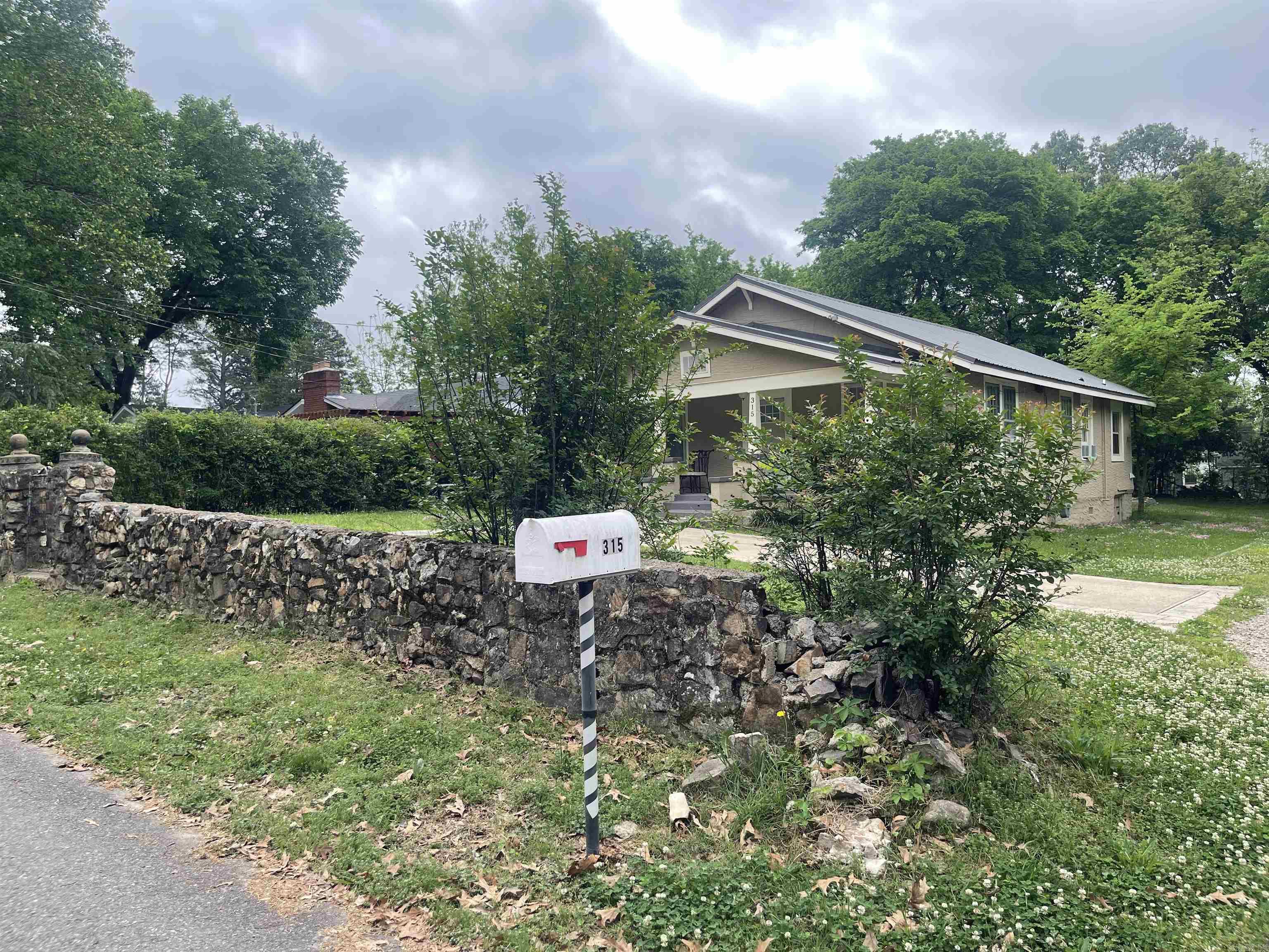 315 Vineyard Street