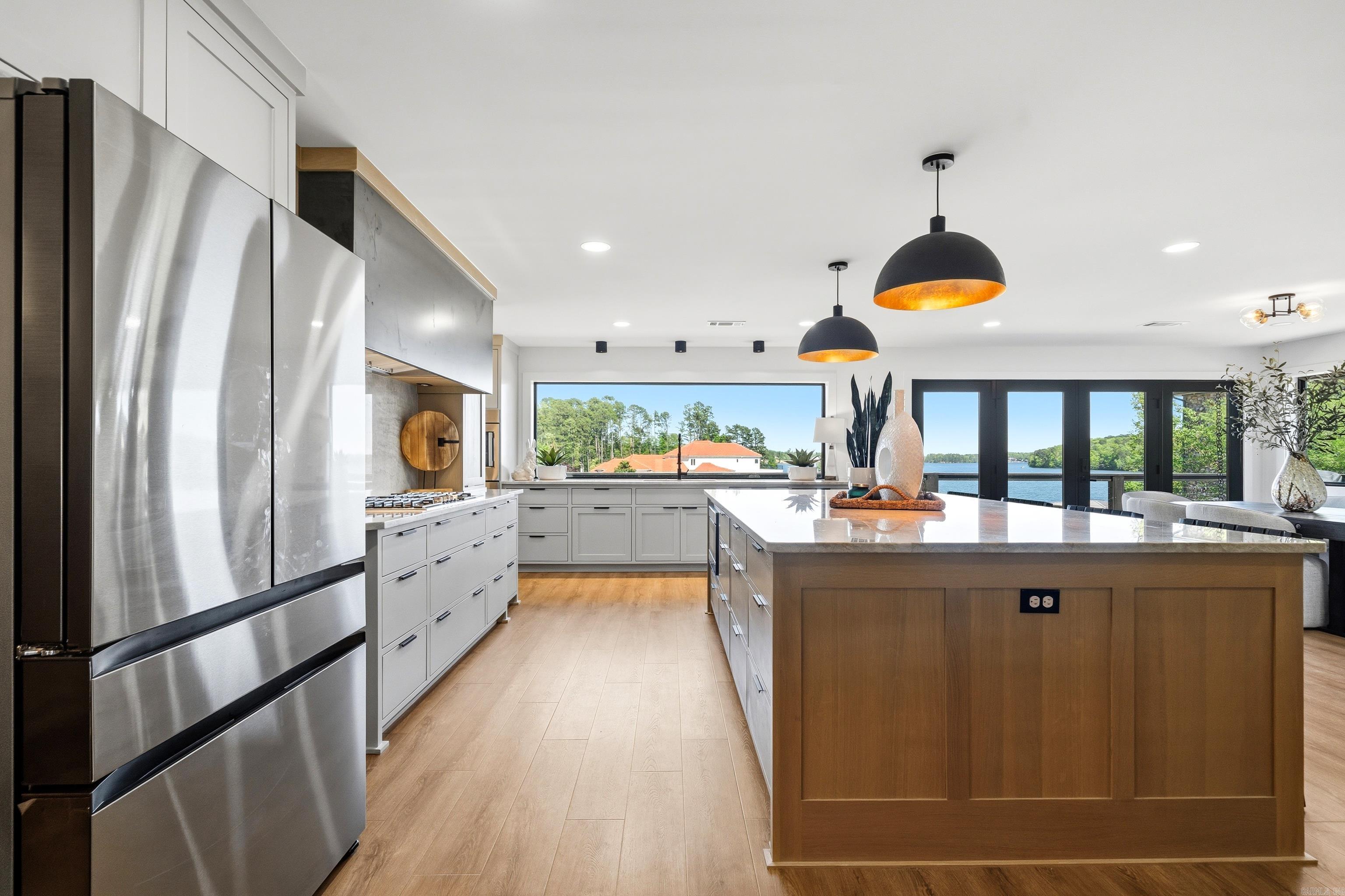 131 S Lakeland Point