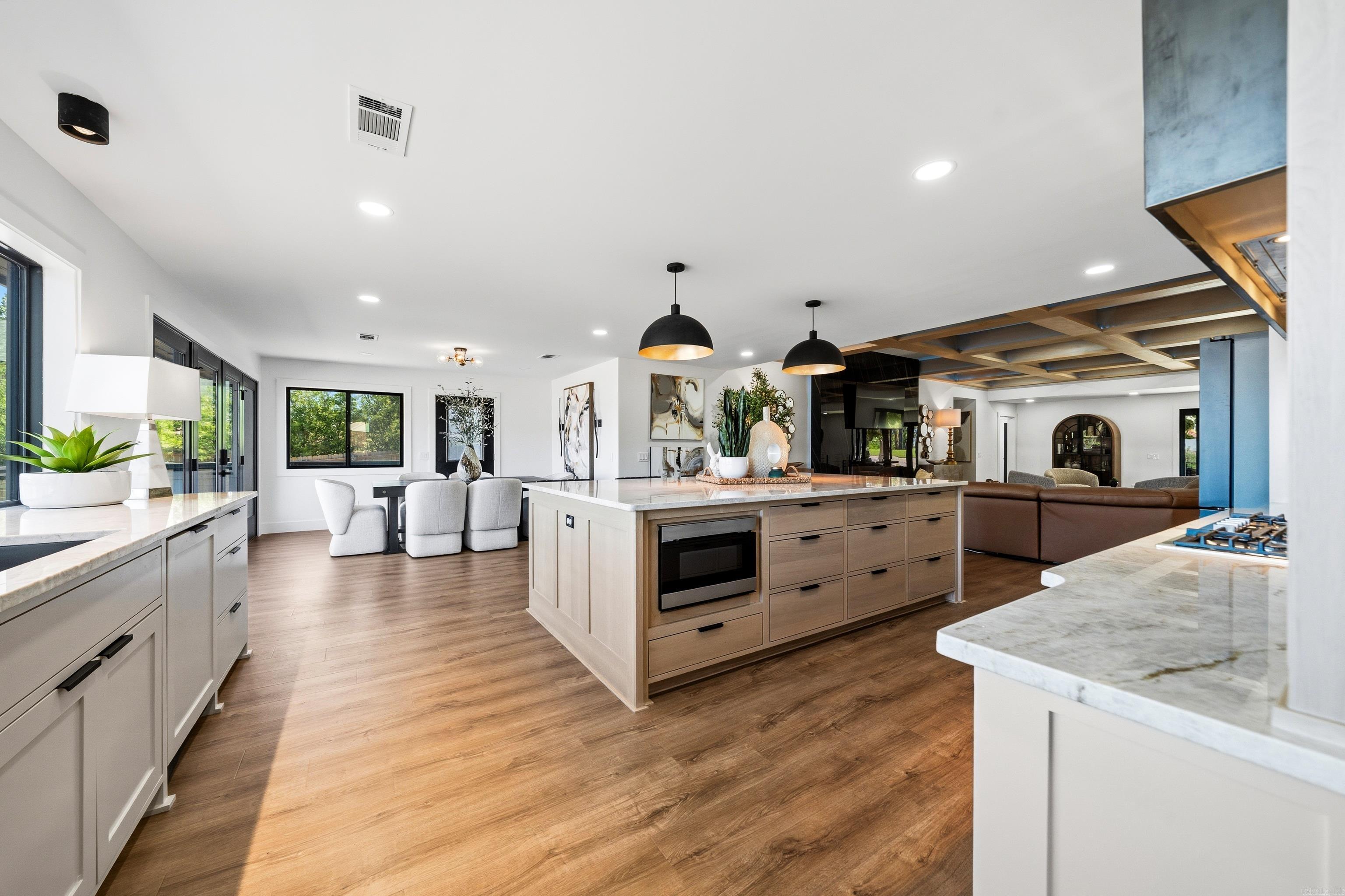 131 S Lakeland Point