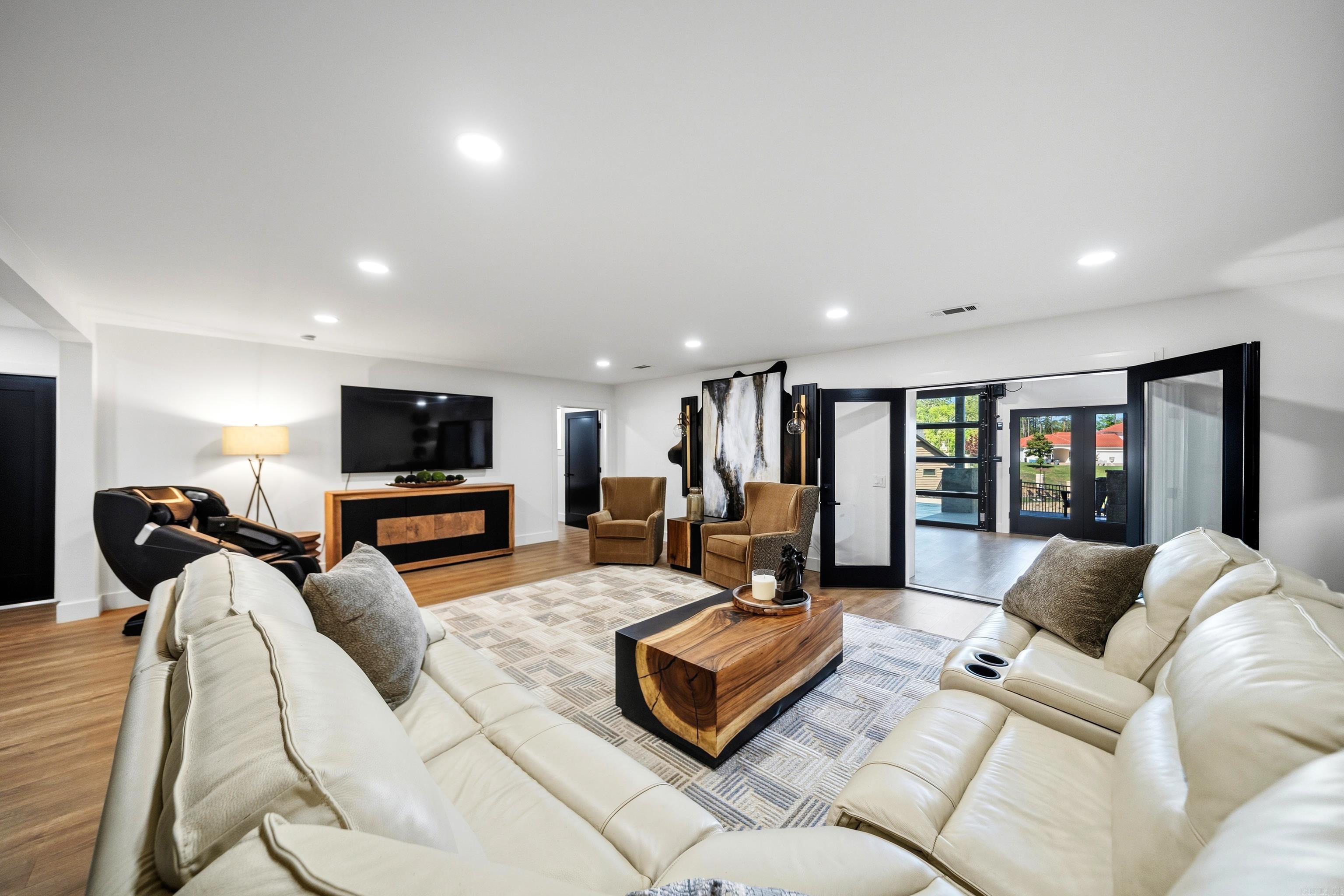 131 S Lakeland Point