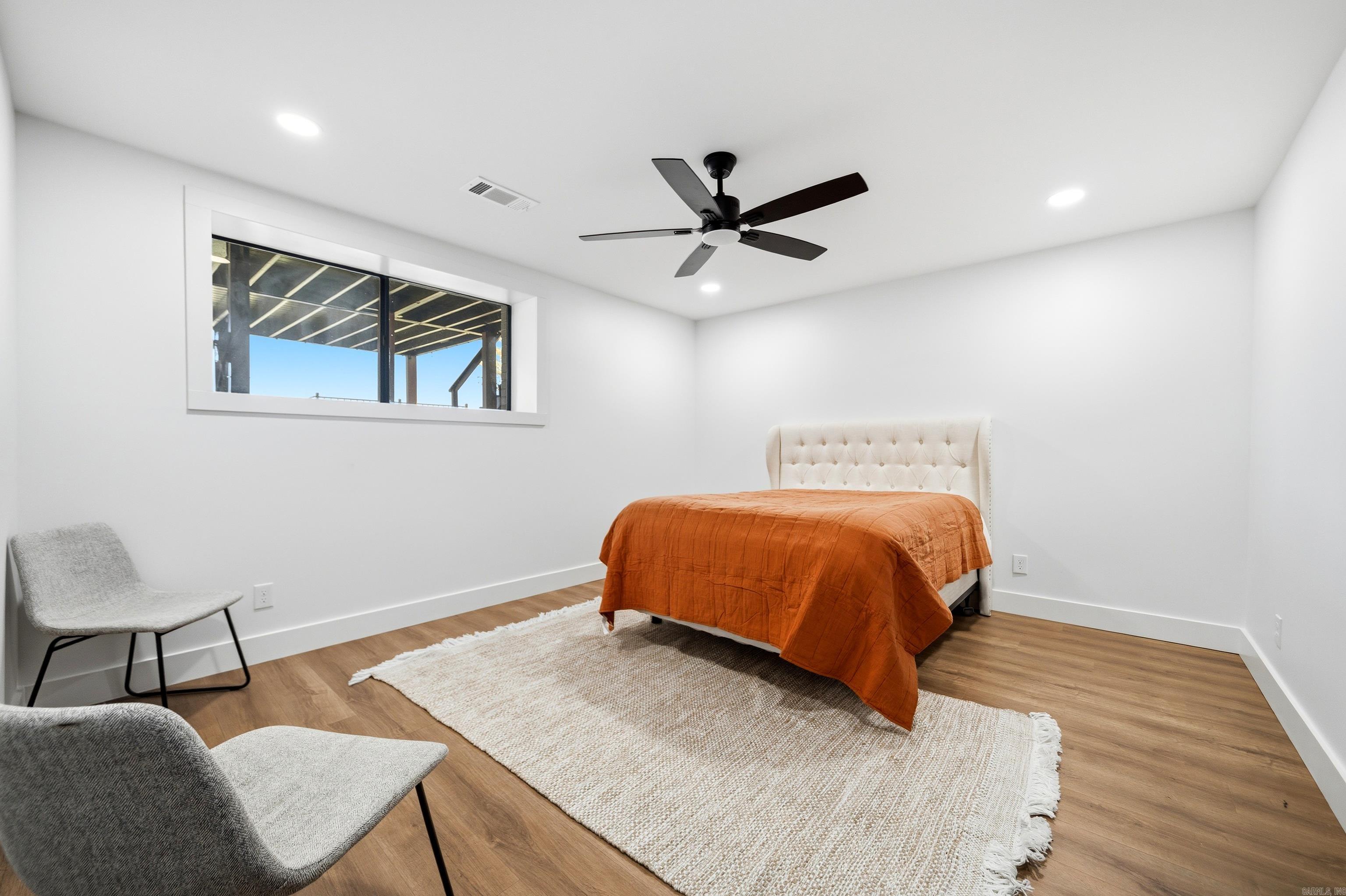 131 S Lakeland Point