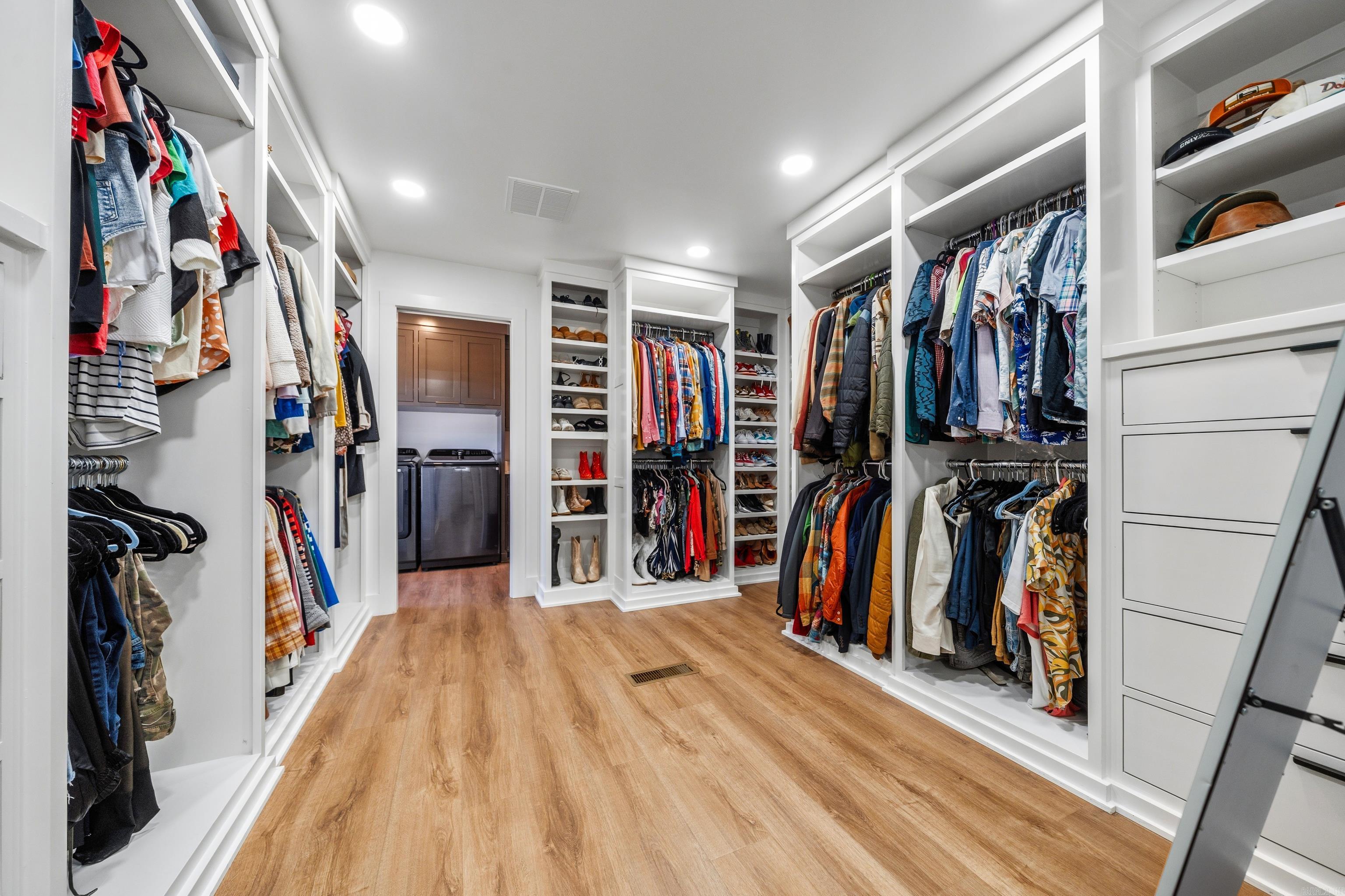 131 S Lakeland Point