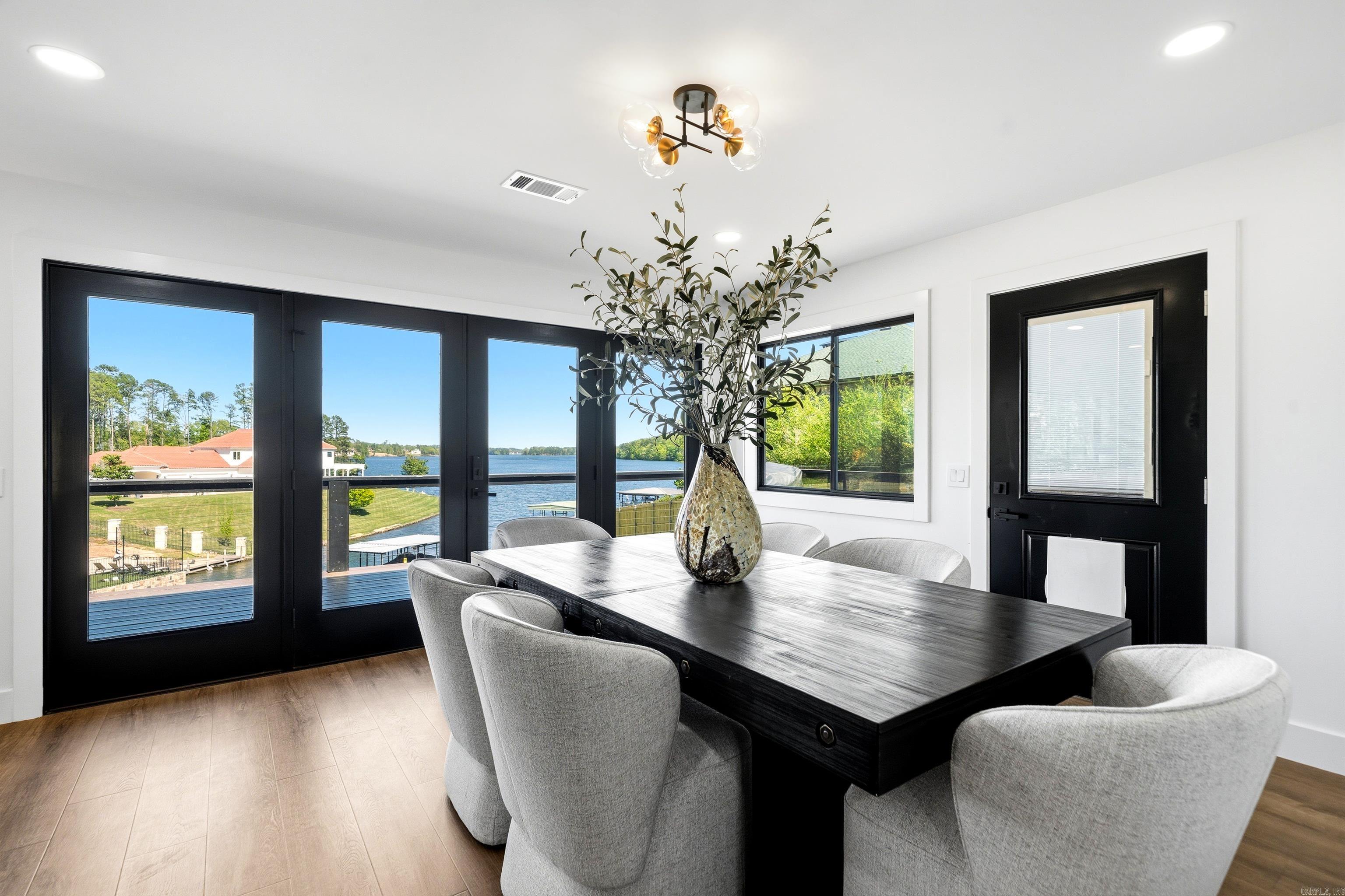 131 S Lakeland Point