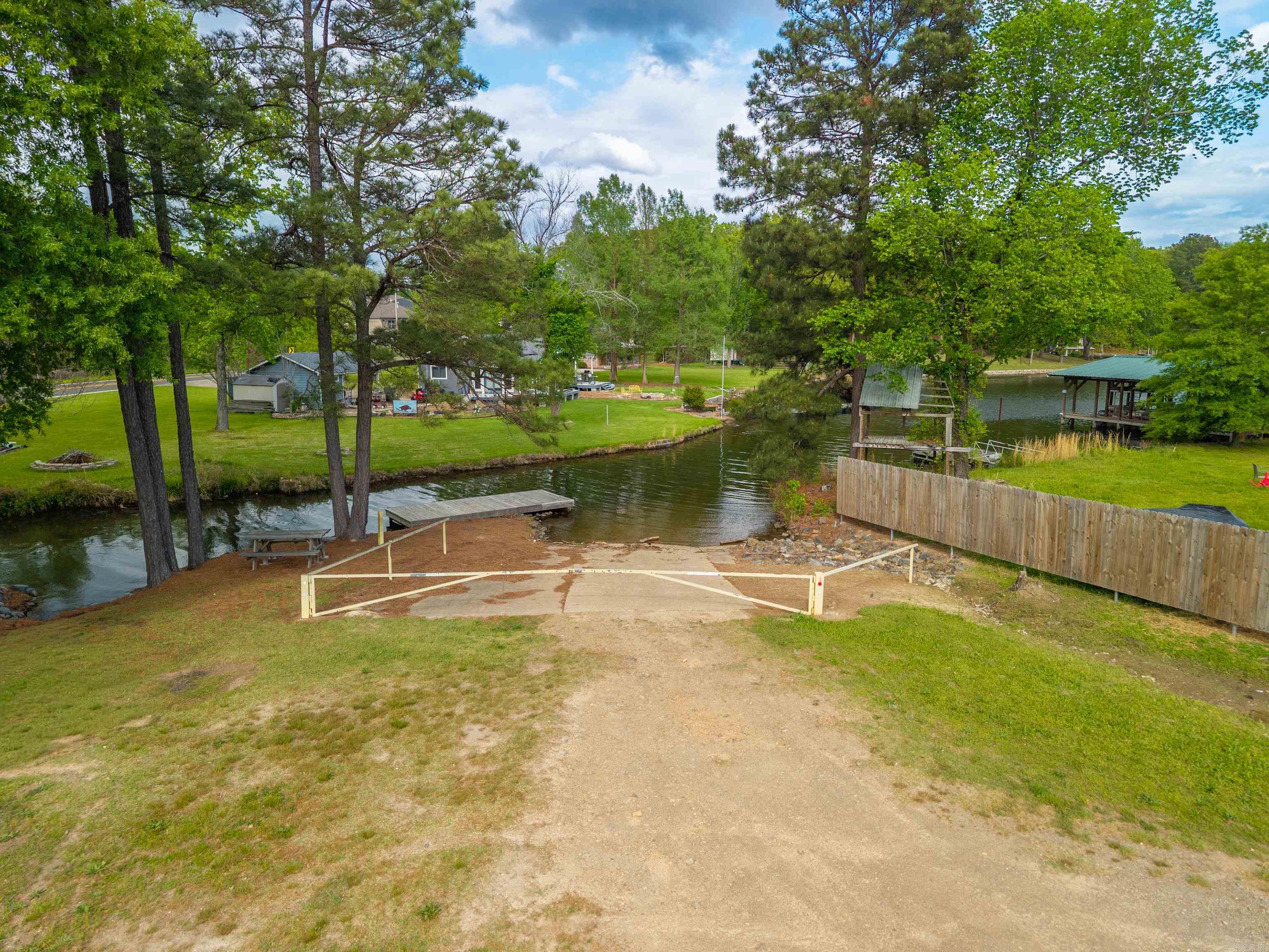 110 Cliffwood Loop