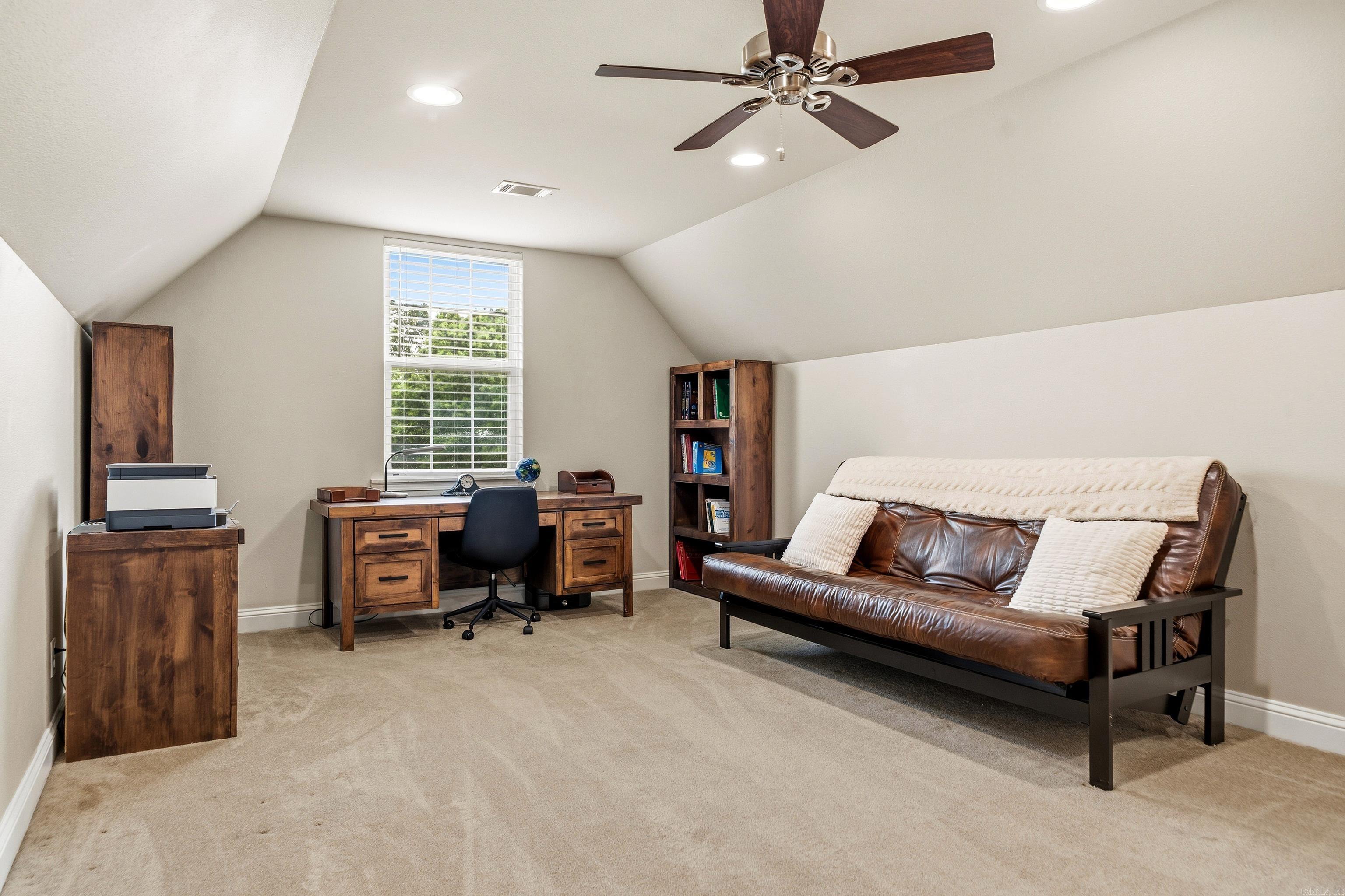 110 Cliffwood Loop