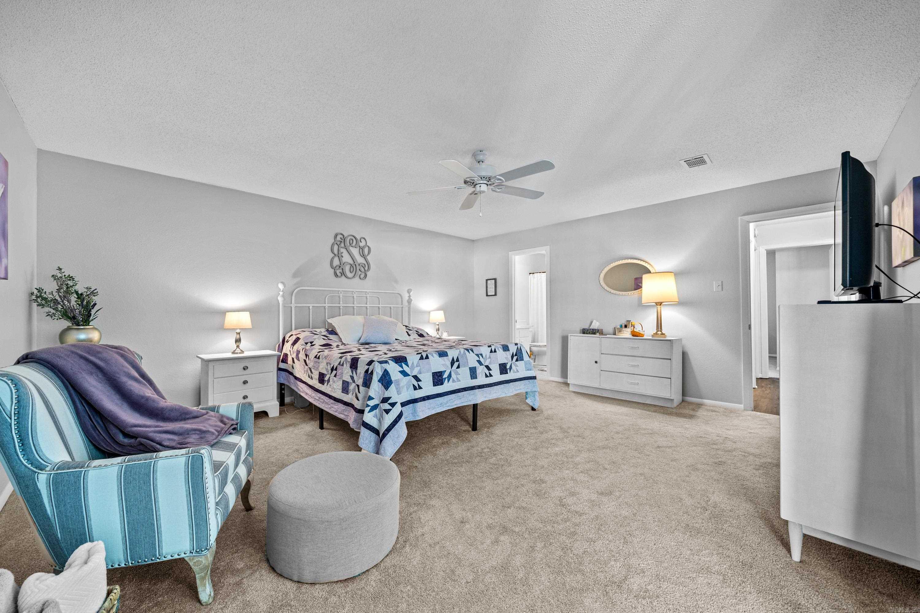 1135 Twin Points Road