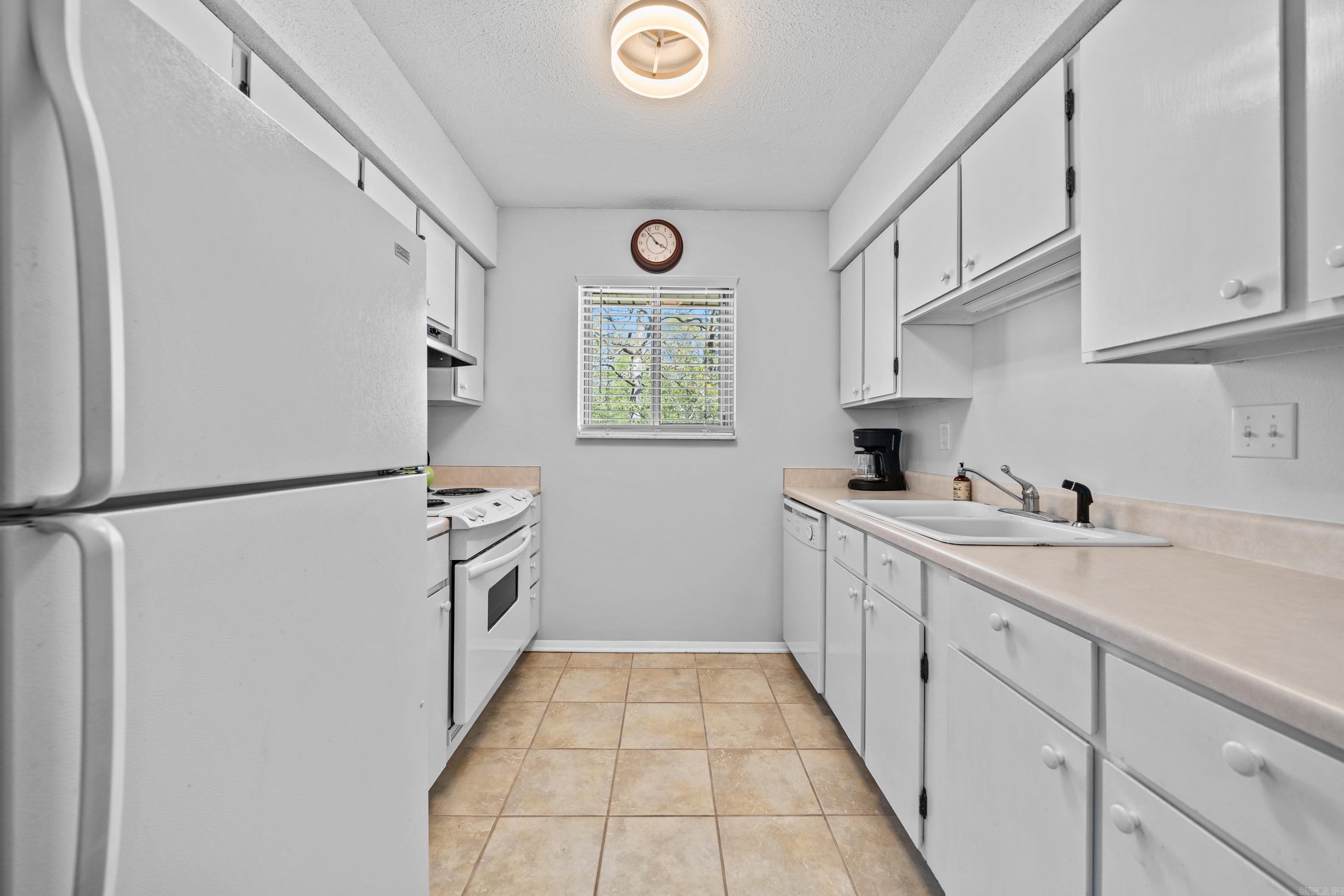 1135 Twin Points Road