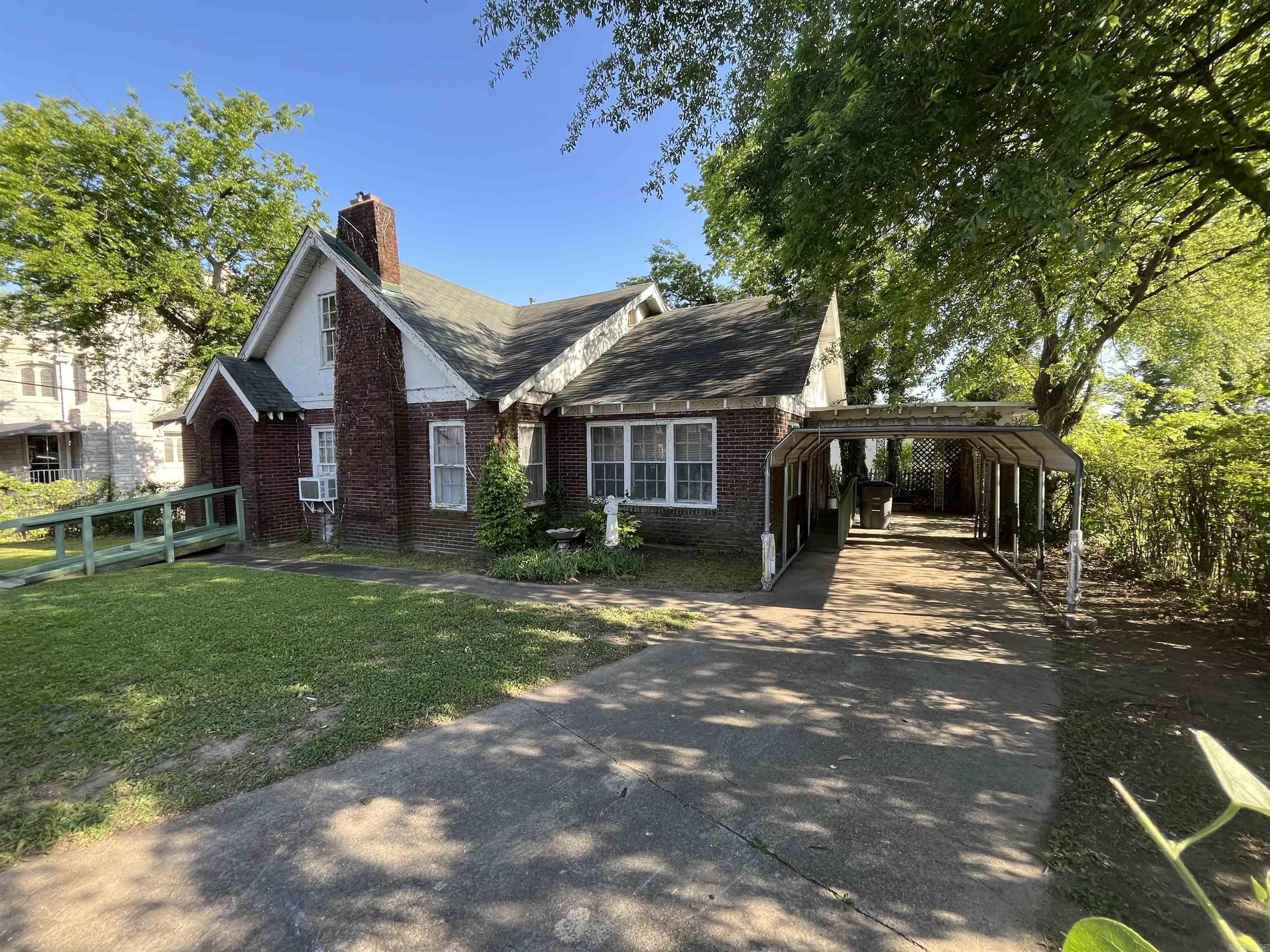 403 Orange Street