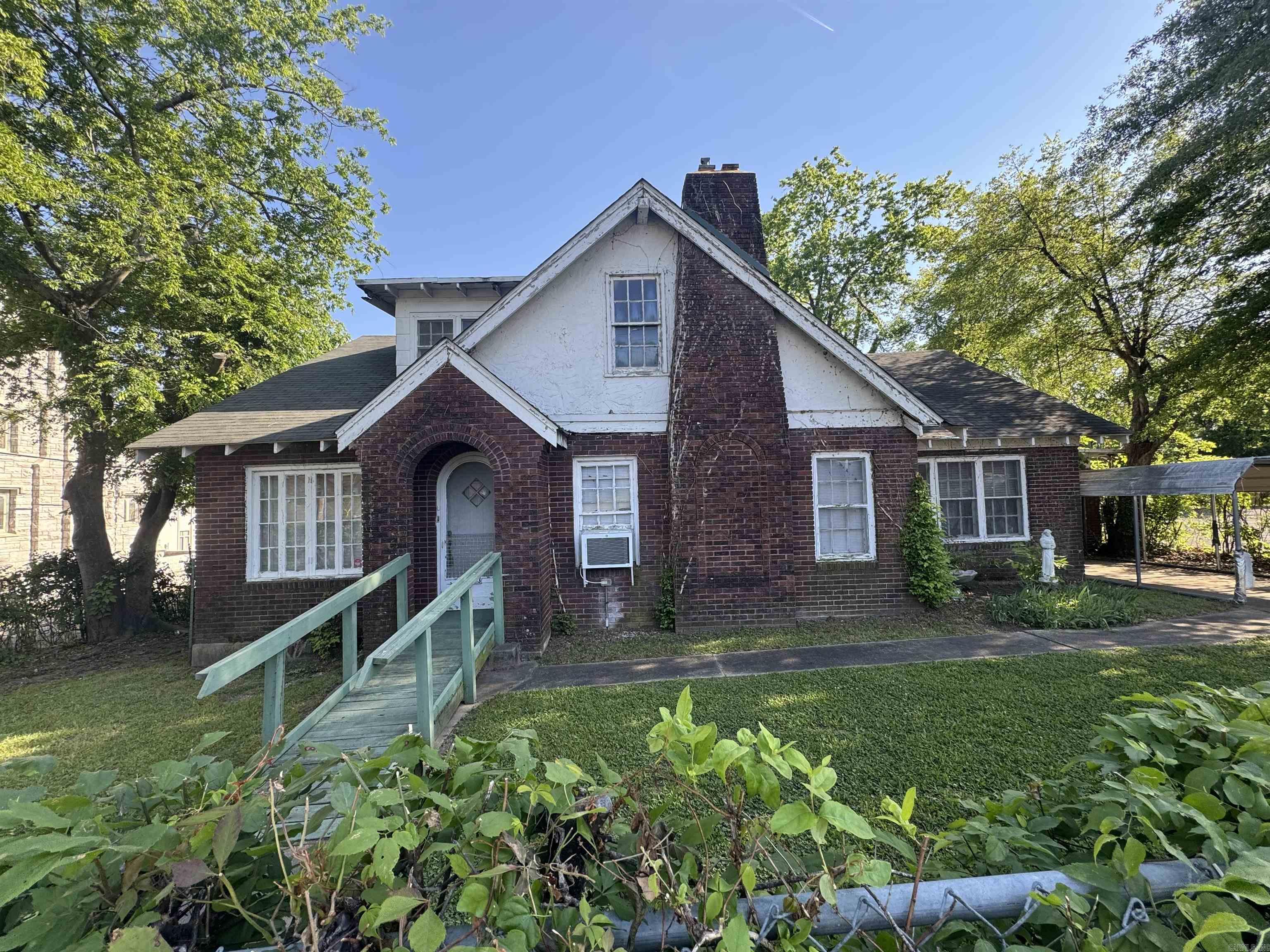 403 Orange Street