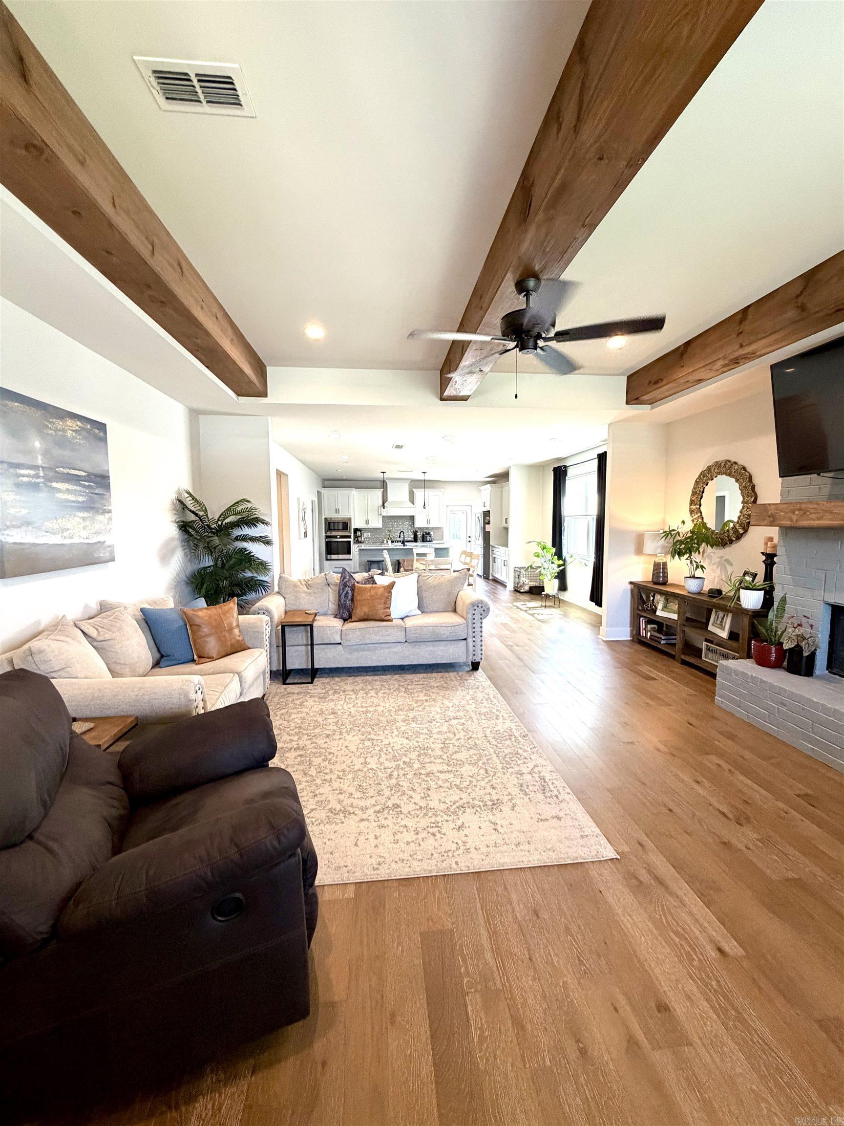2537 Kara Lane