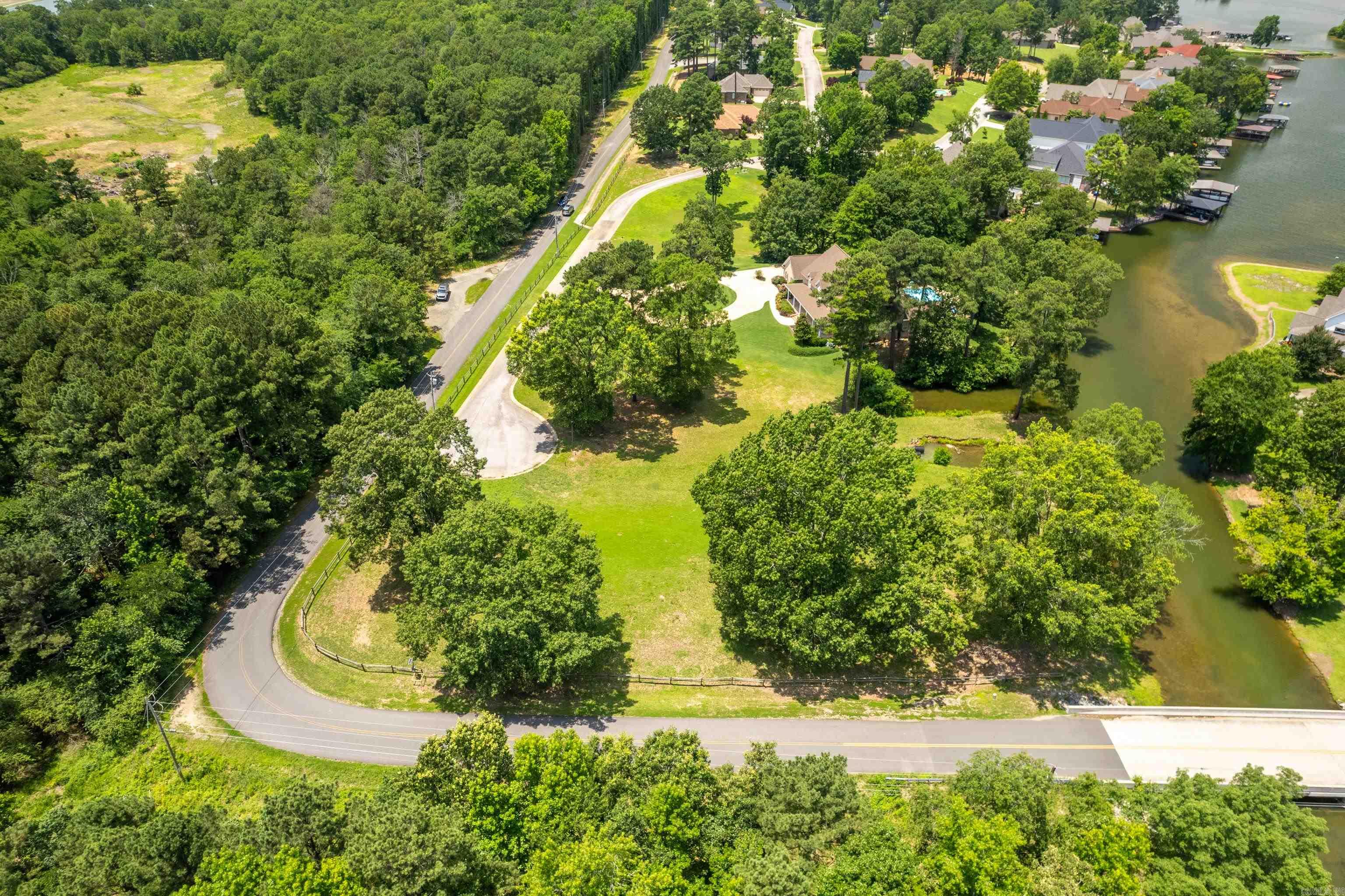 00 Misty Oak Lane