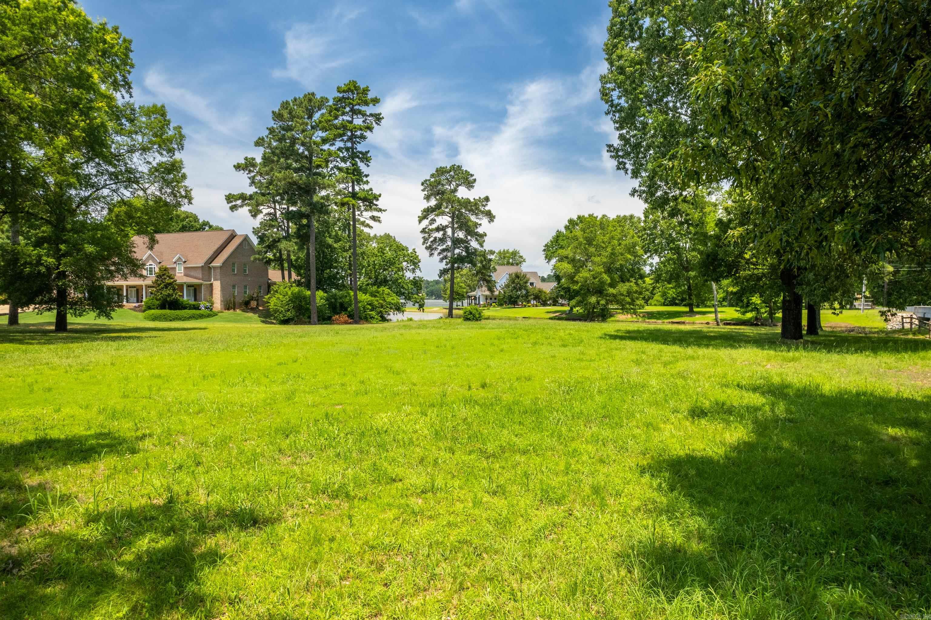 00 Misty Oak Lane