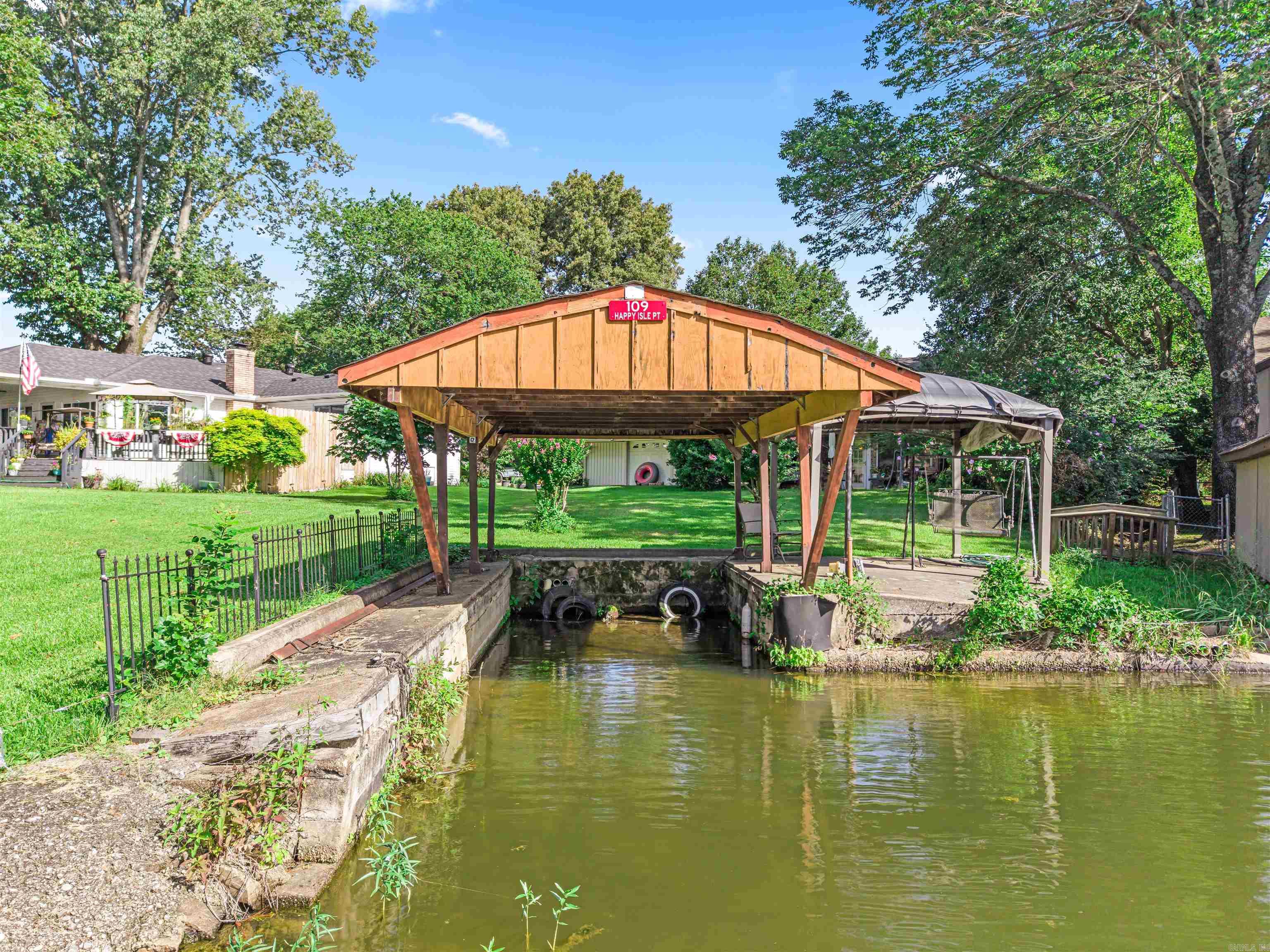 109 Happy Isle Point