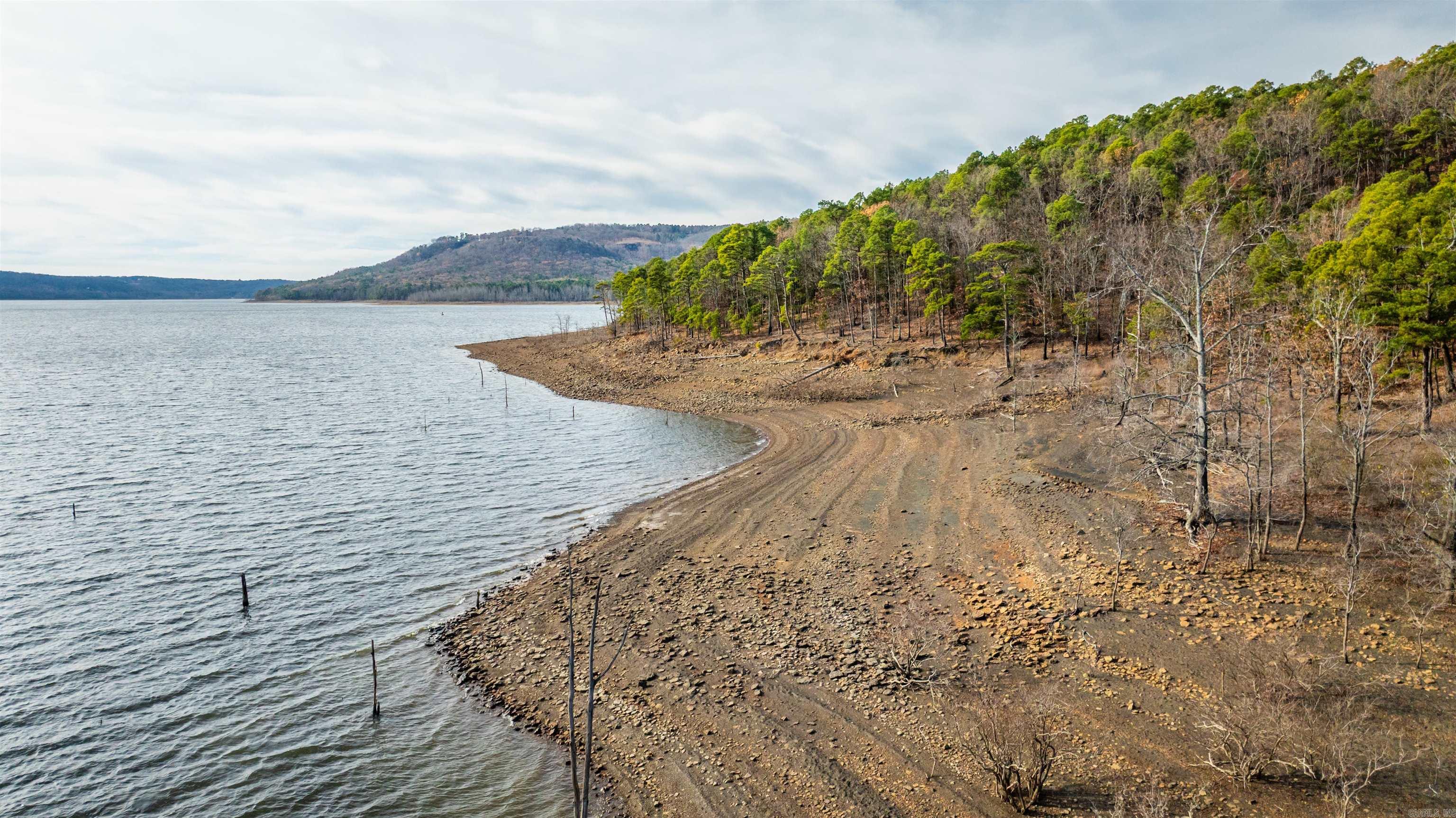 000 Lake Point (Lot 17) Drive