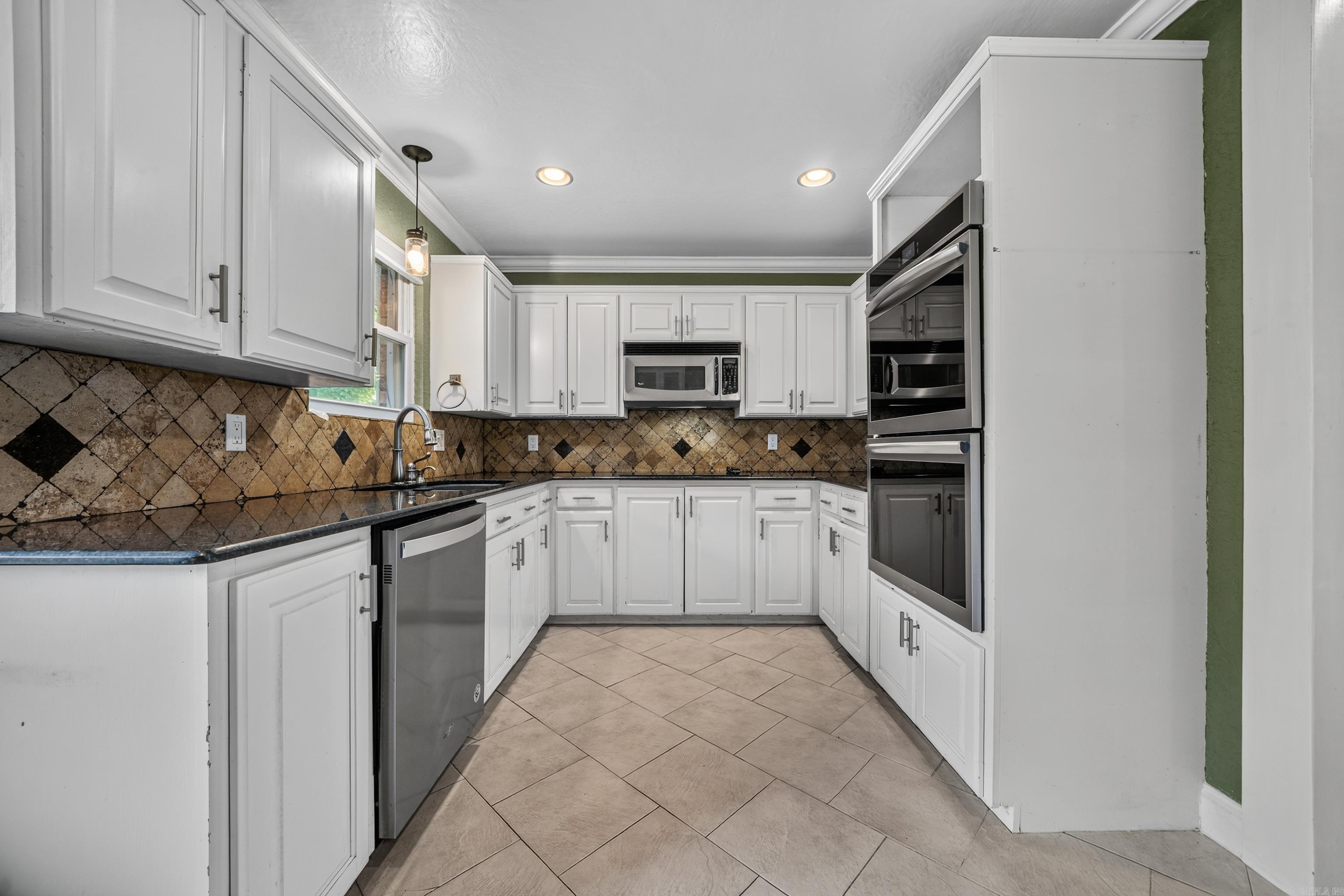 113 San Mateo Drive
