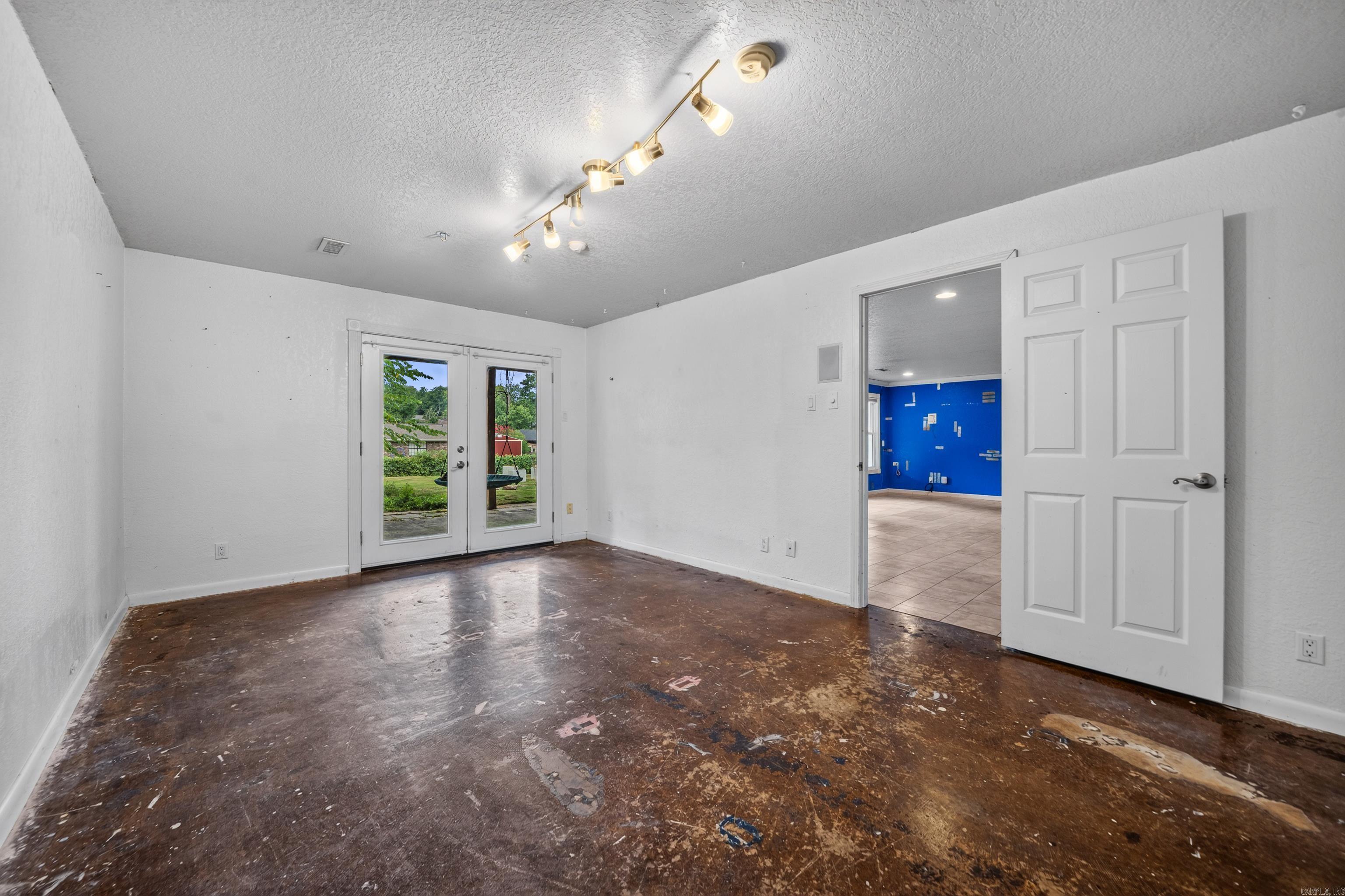 113 San Mateo Drive