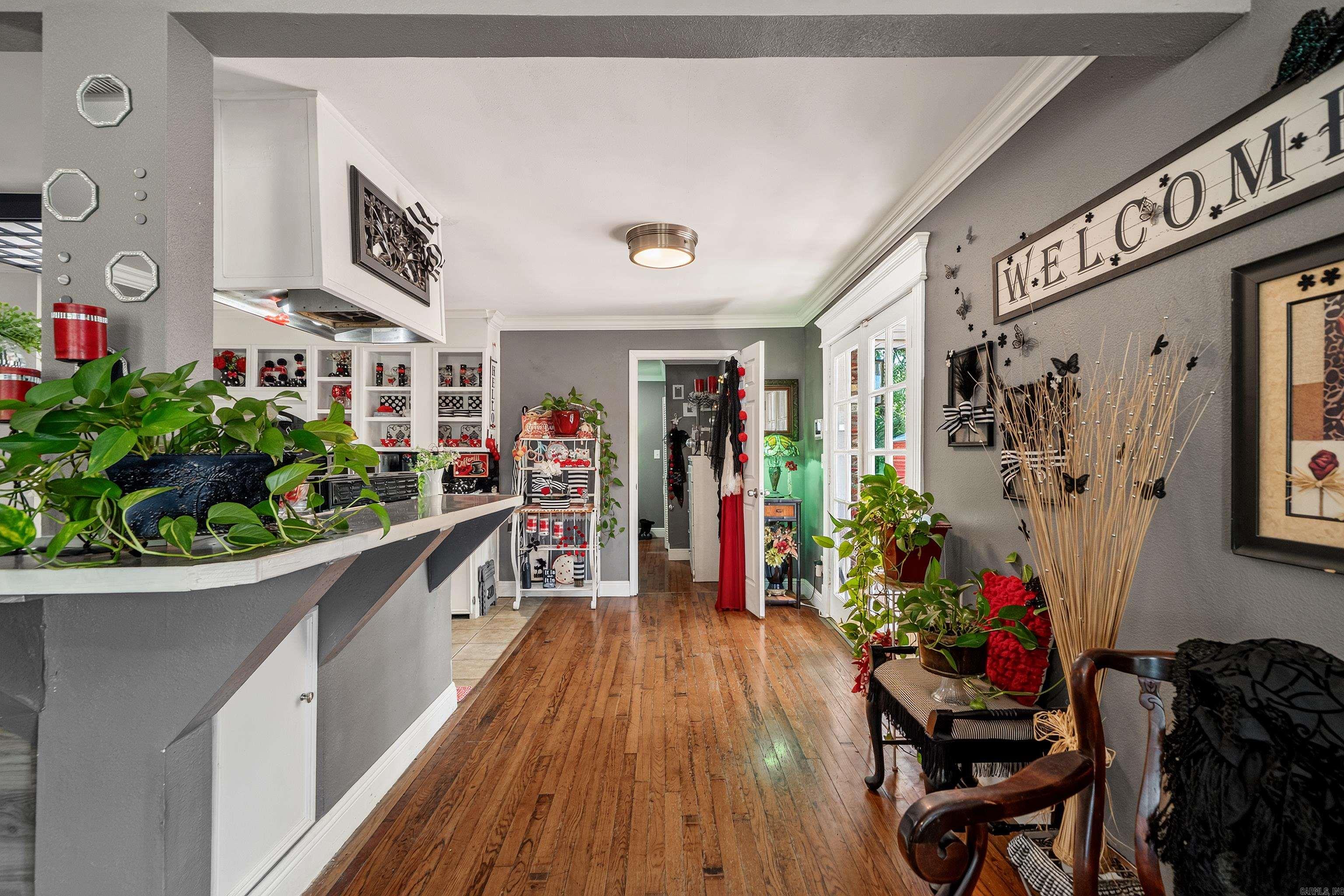 301 Dexter Street
