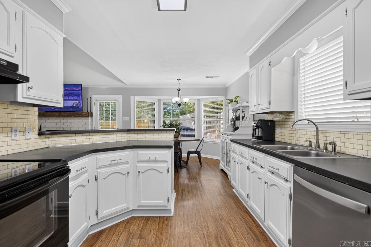 27 Oak Ridge Drive