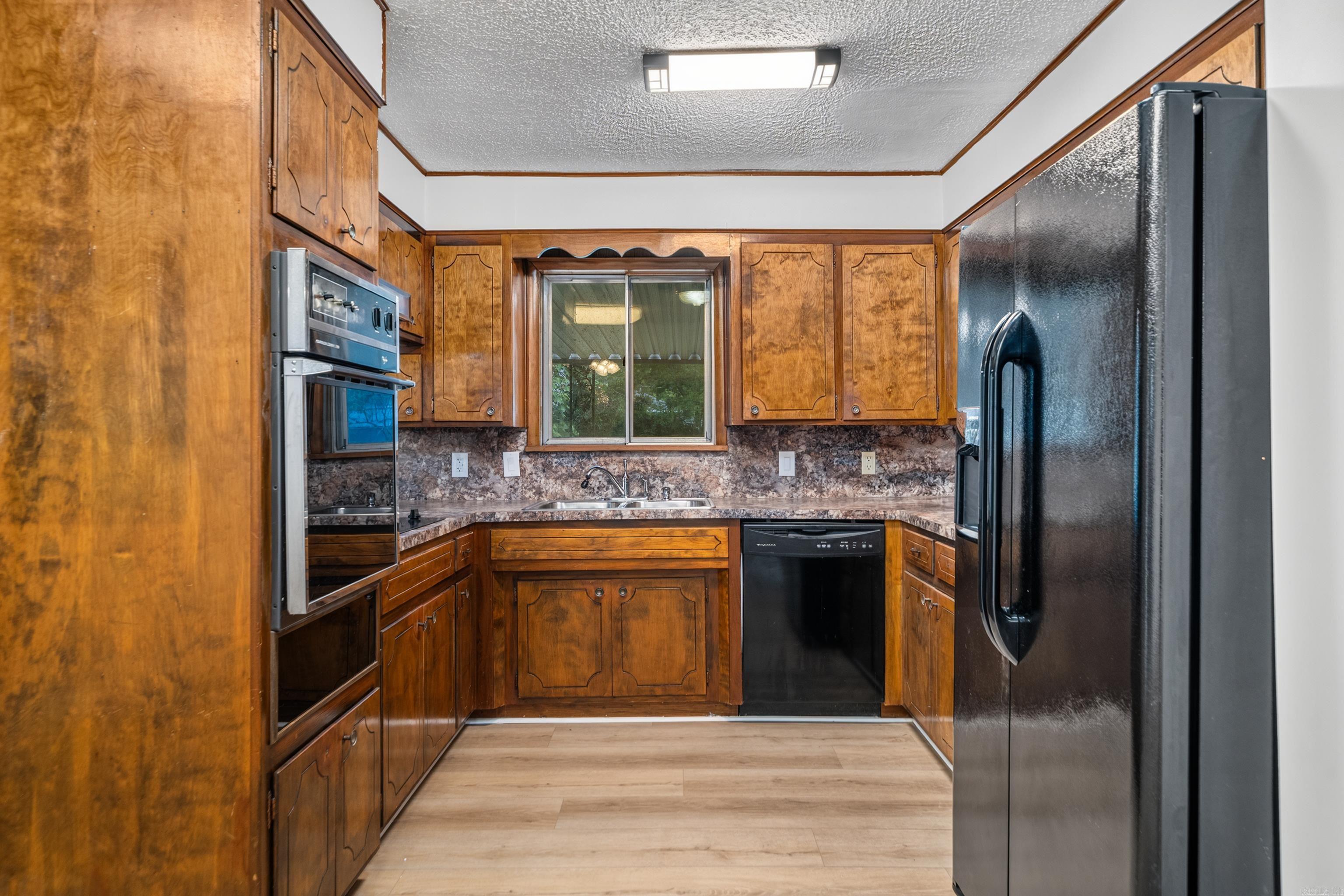 309 Lakeside Road