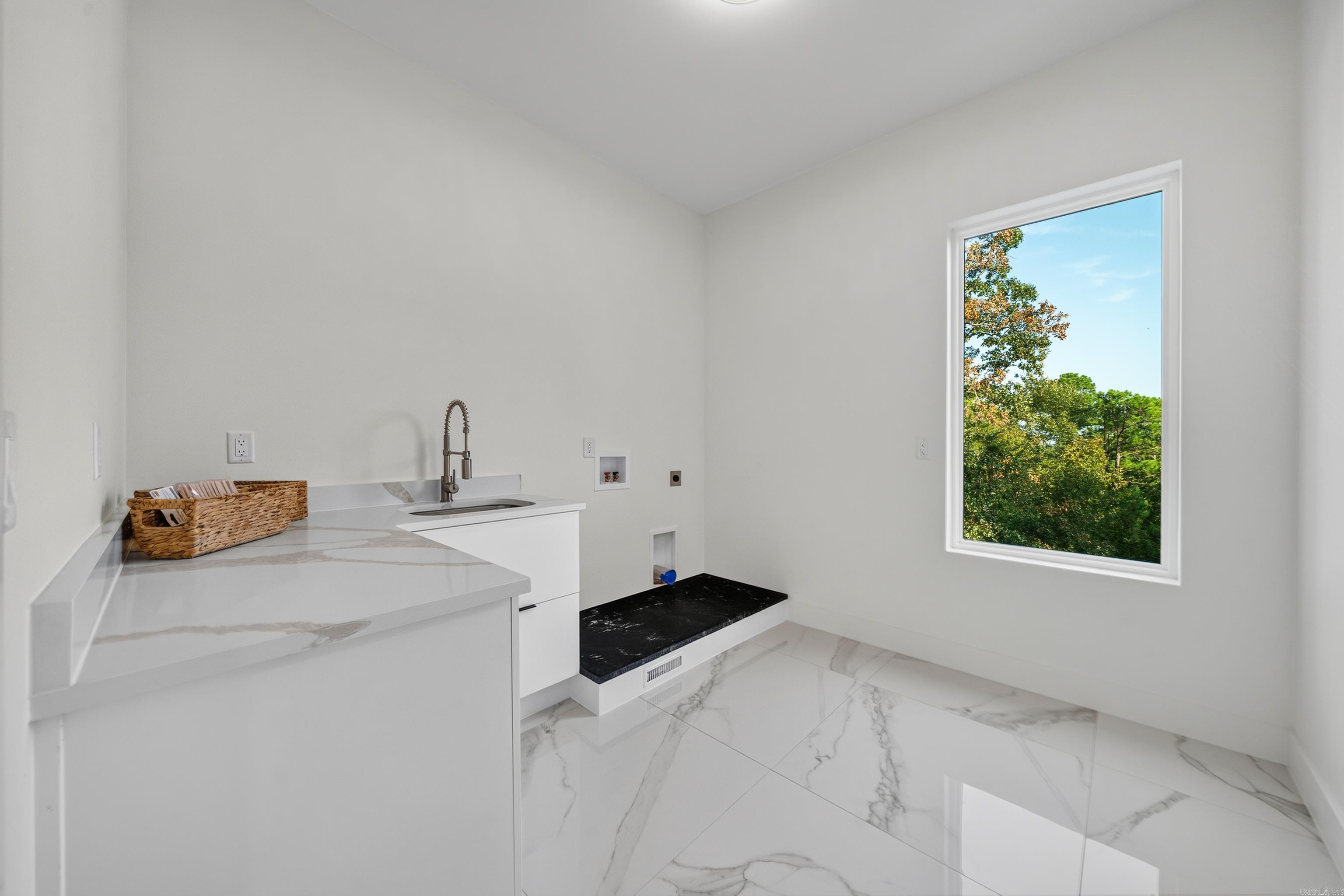 314 Vista View Place