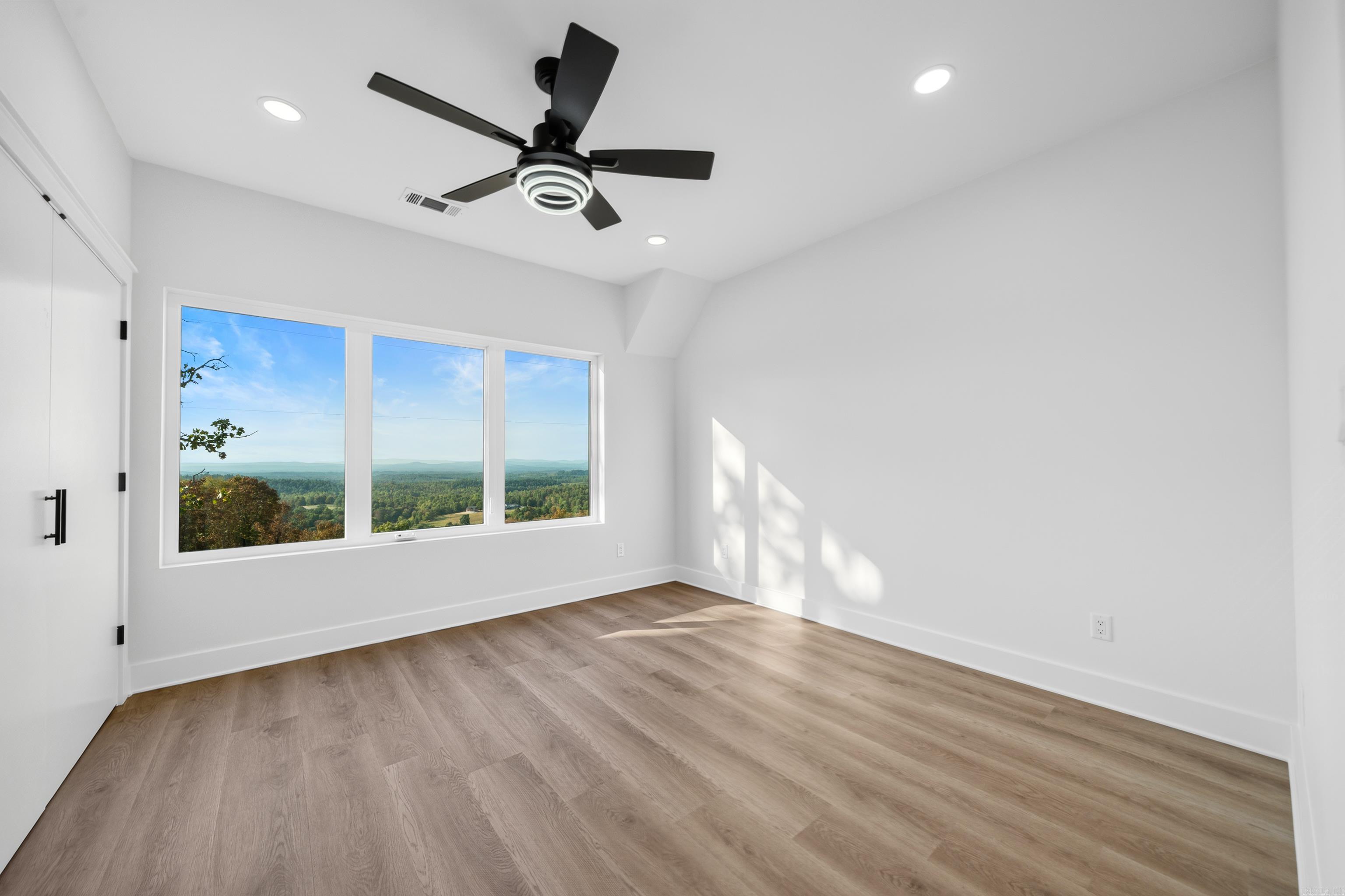 314 Vista View Place