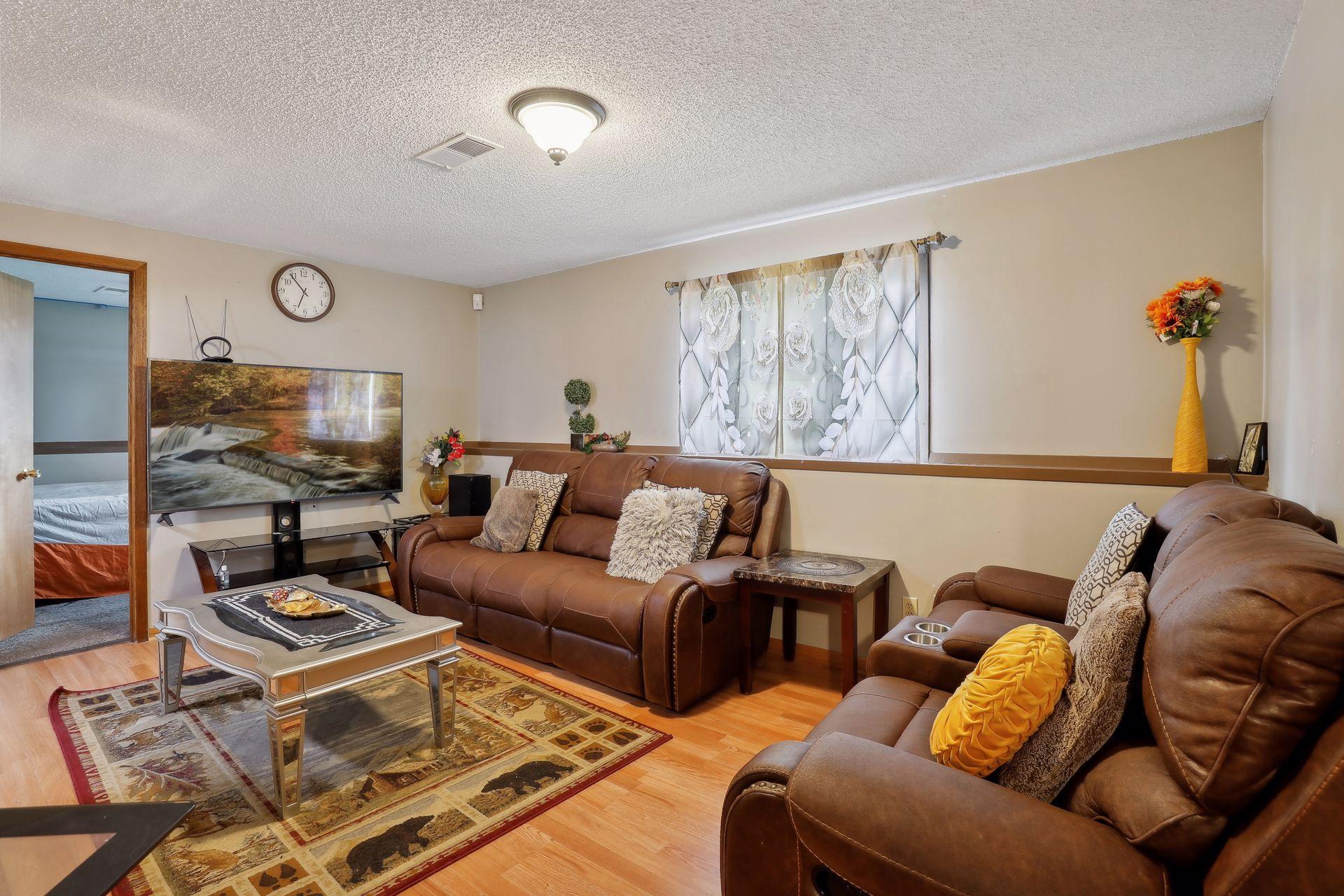 1140 Minnesota Street S