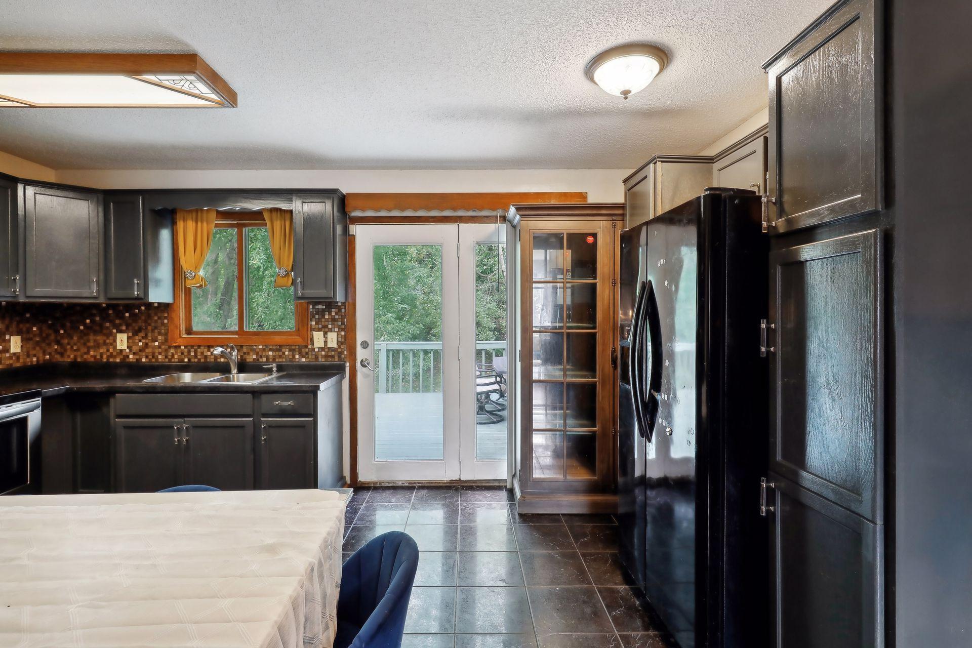 1140 Minnesota Street S