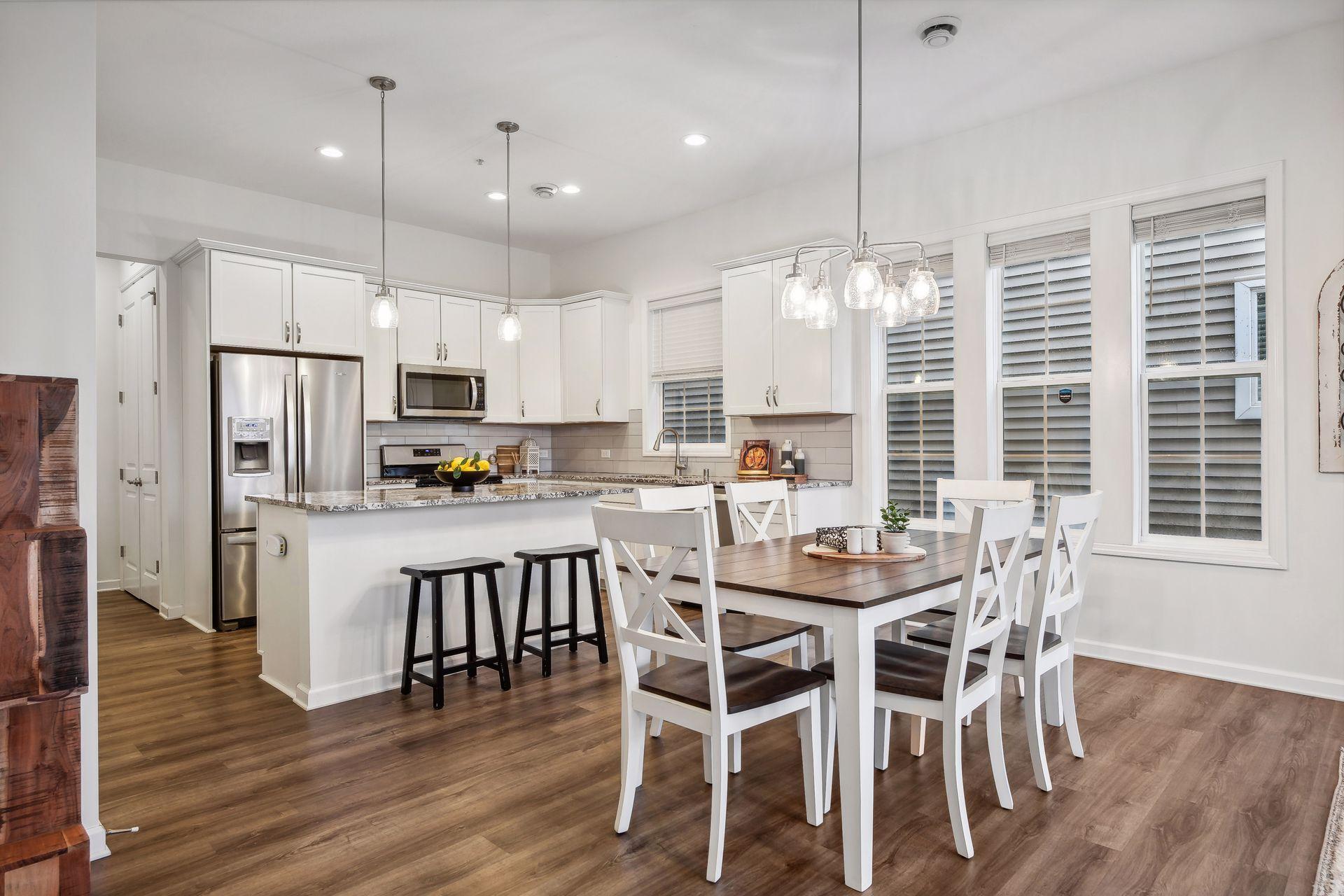 8090 Arrowwood Lane N