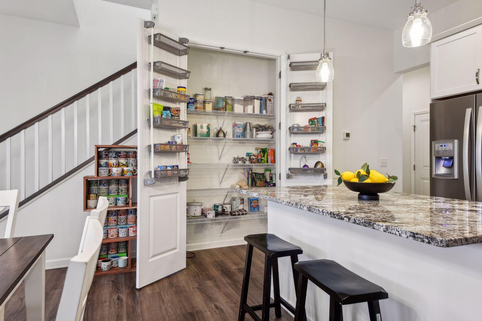 8090 Arrowwood Lane N