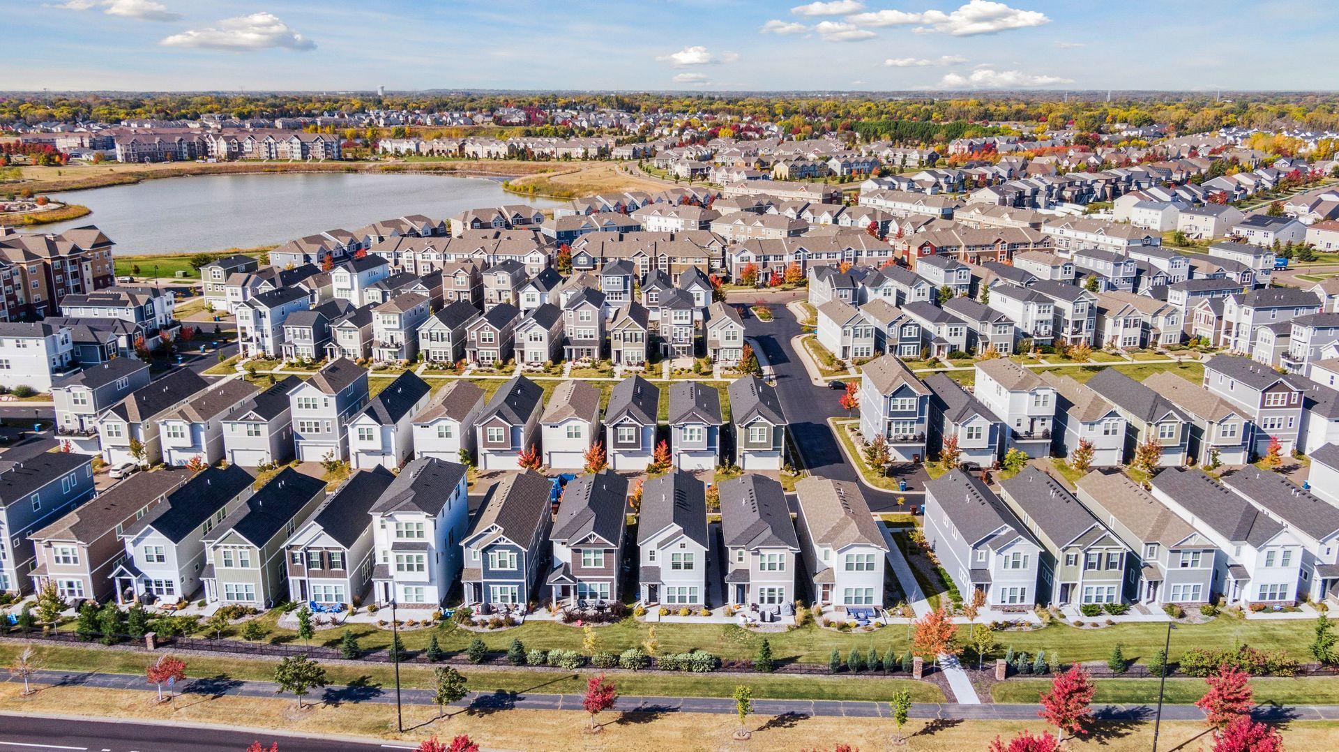 8090 Arrowwood Lane N