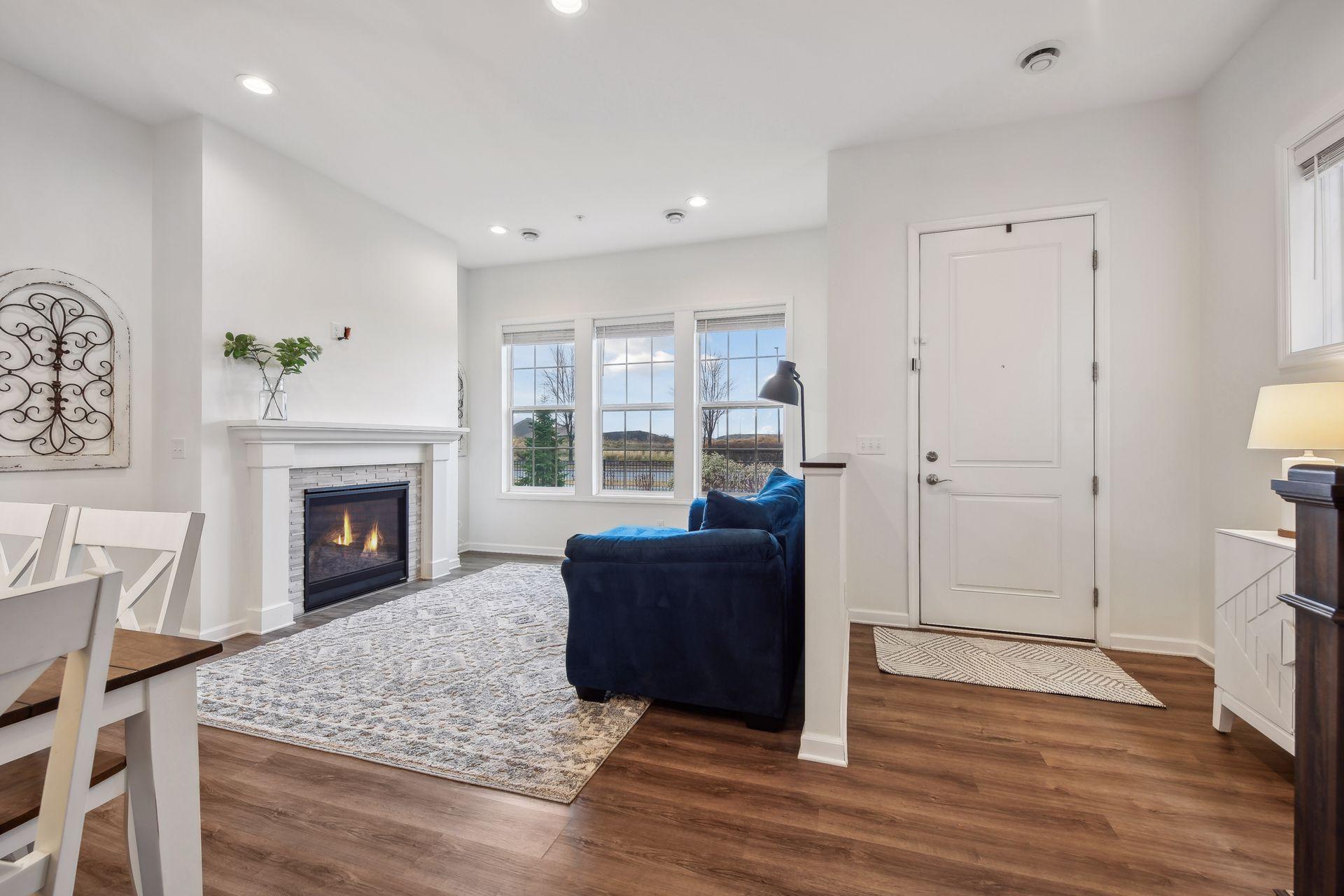 8090 Arrowwood Lane N