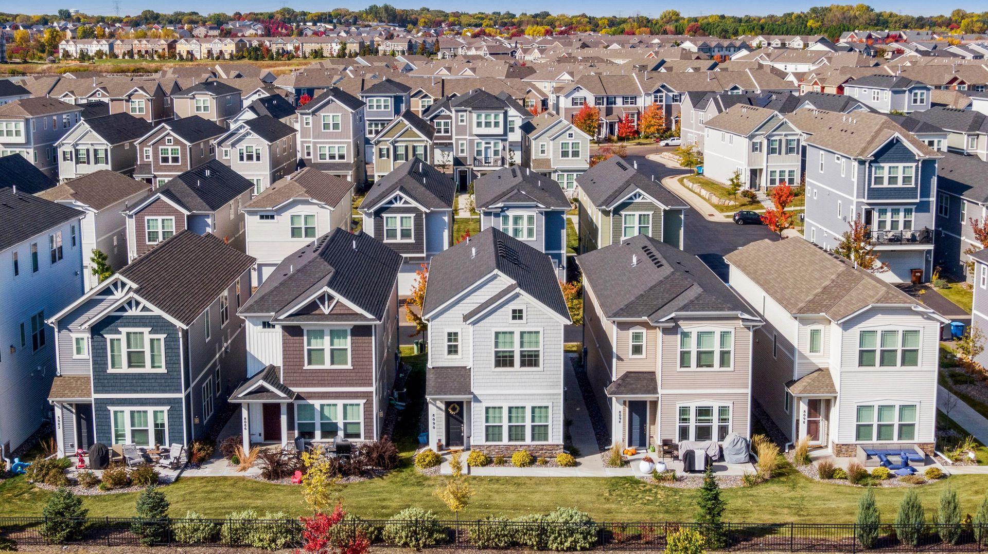 8090 Arrowwood Lane N