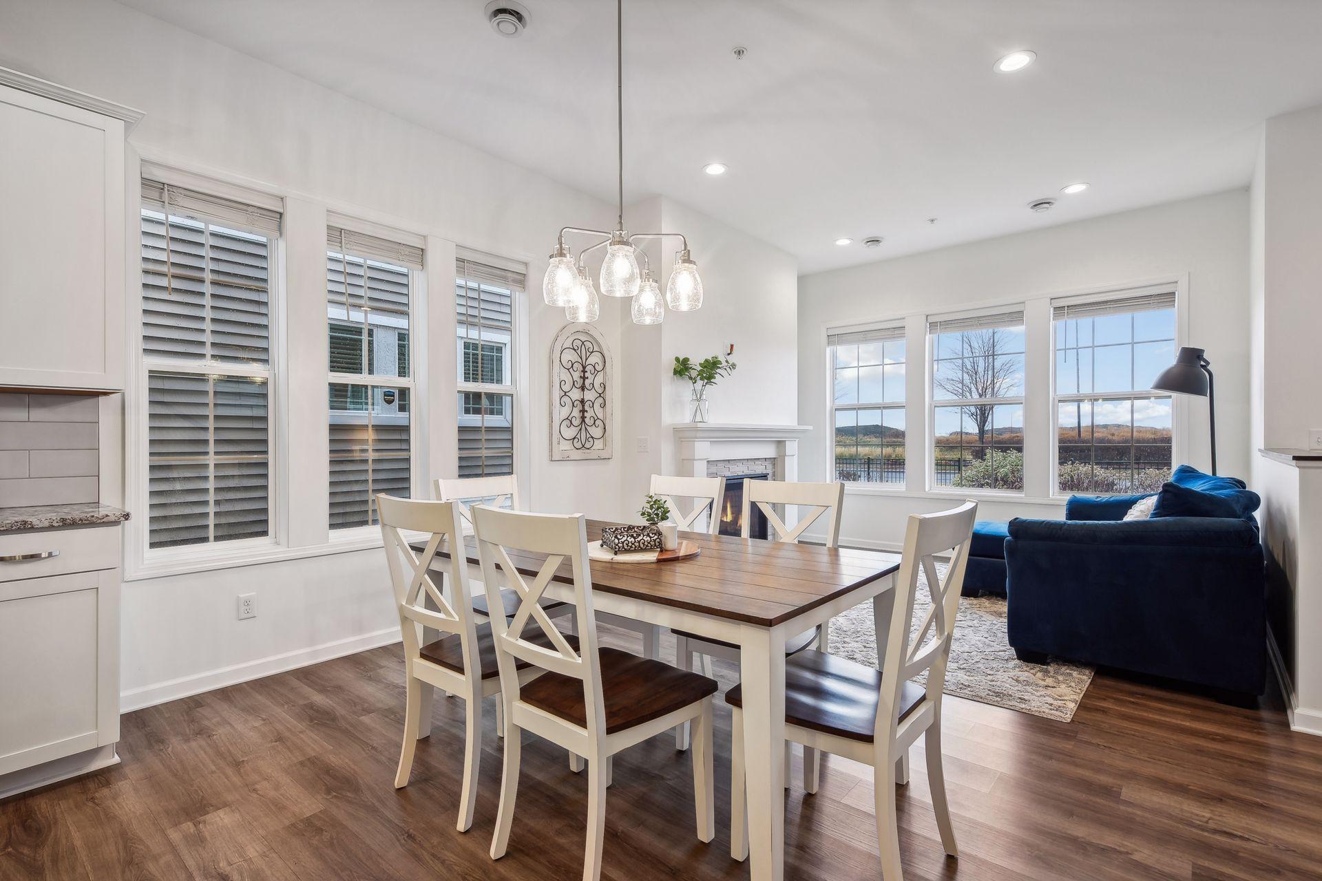 8090 Arrowwood Lane N