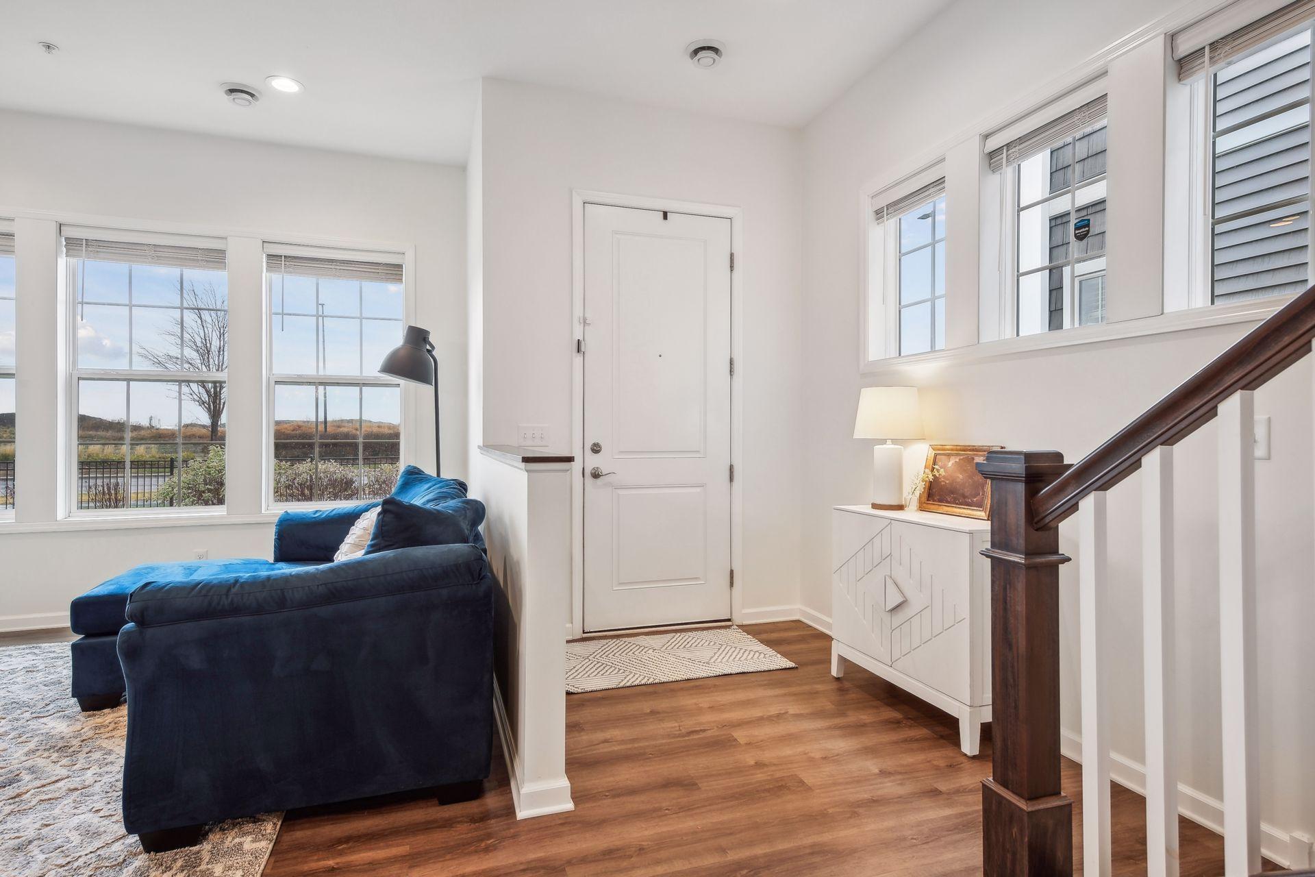 8090 Arrowwood Lane N