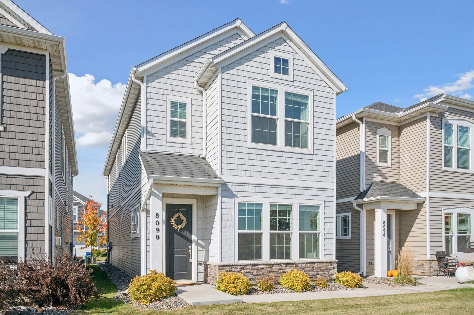 8090 Arrowwood Lane N