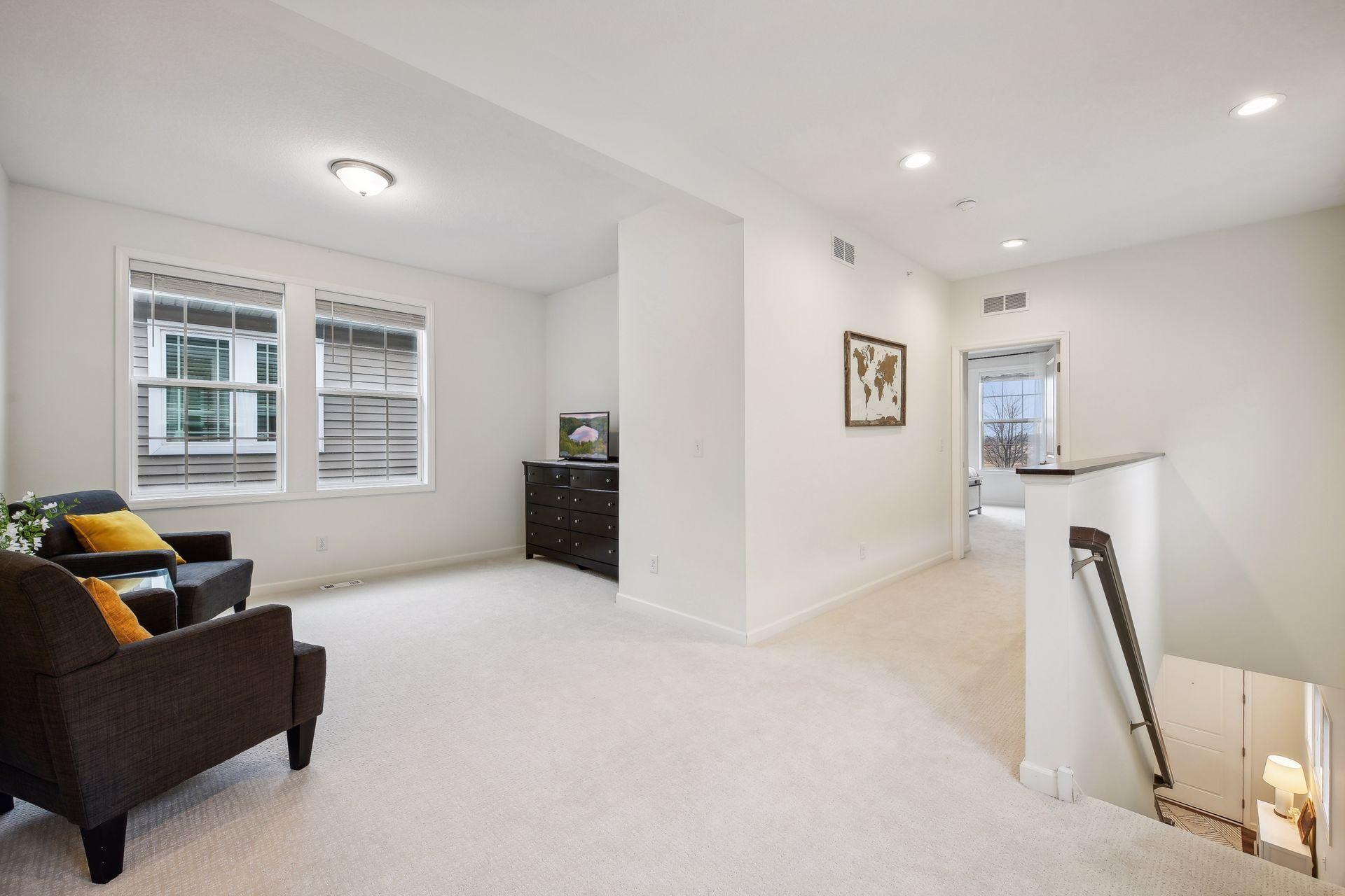 8090 Arrowwood Lane N