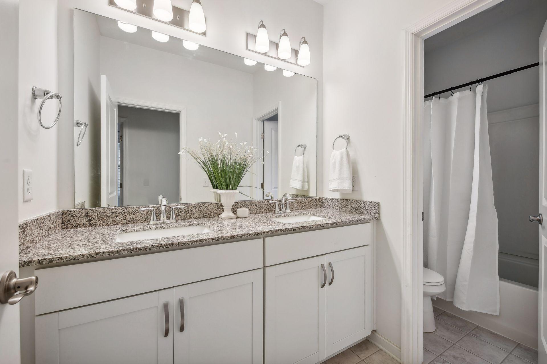 8090 Arrowwood Lane N