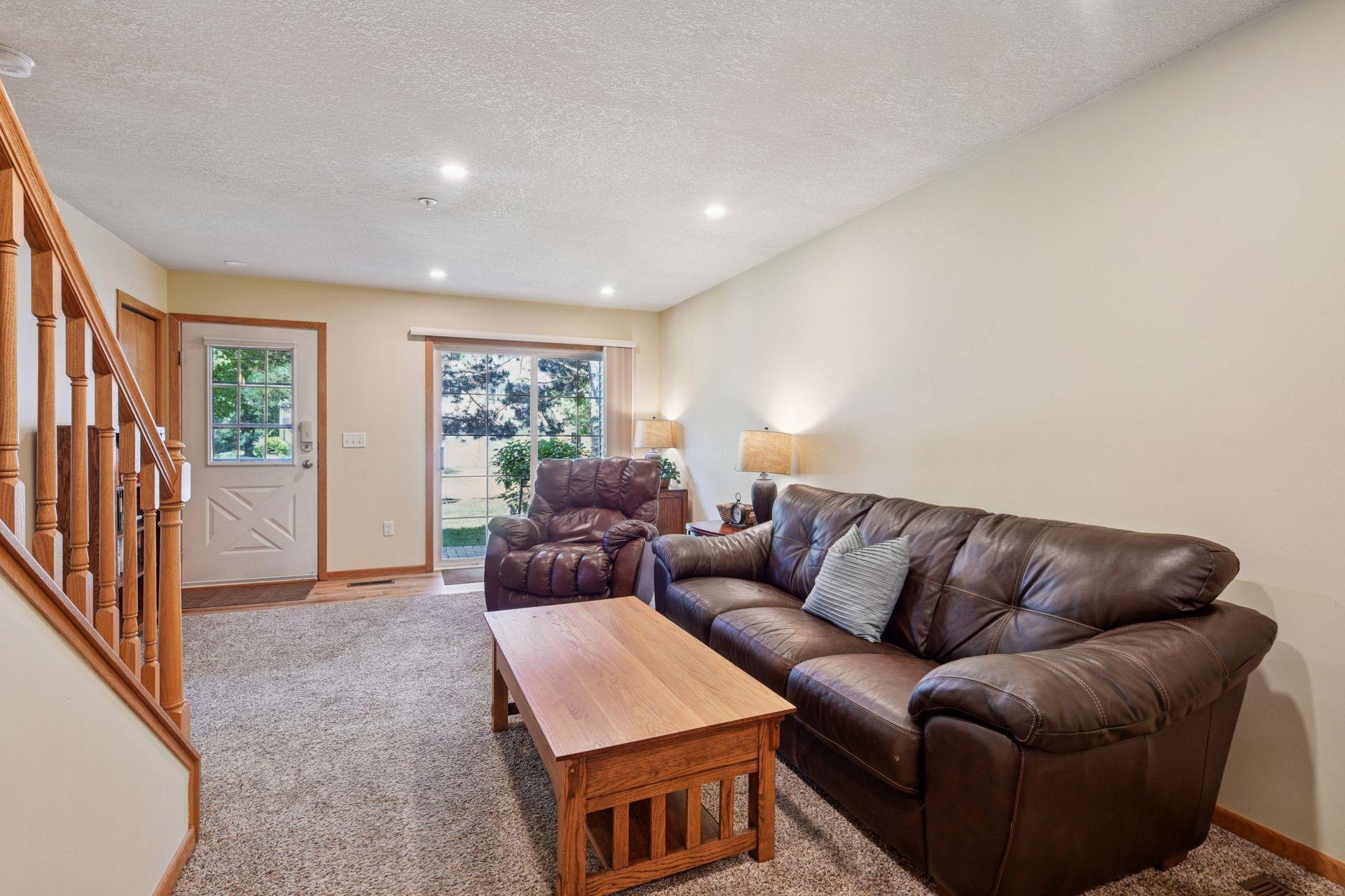 2230 Ranchview Lane N Unit: 93
