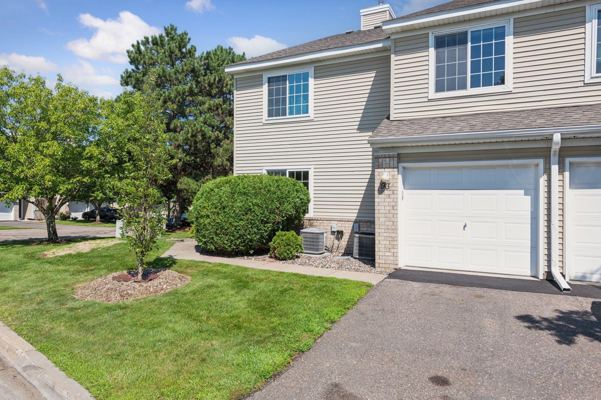 2230 Ranchview Lane N Unit: 93