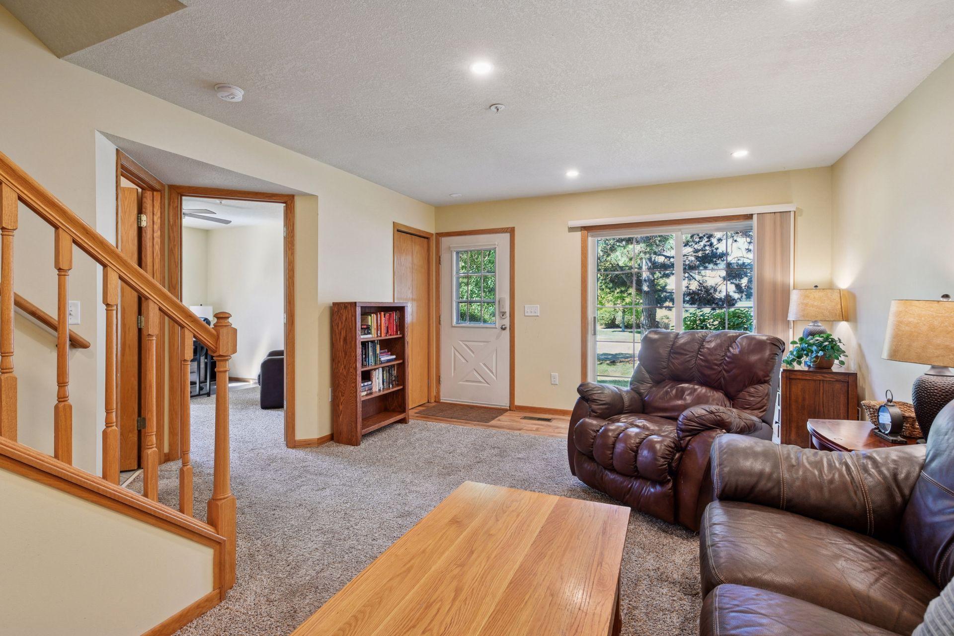 2230 Ranchview Lane N Unit: 93
