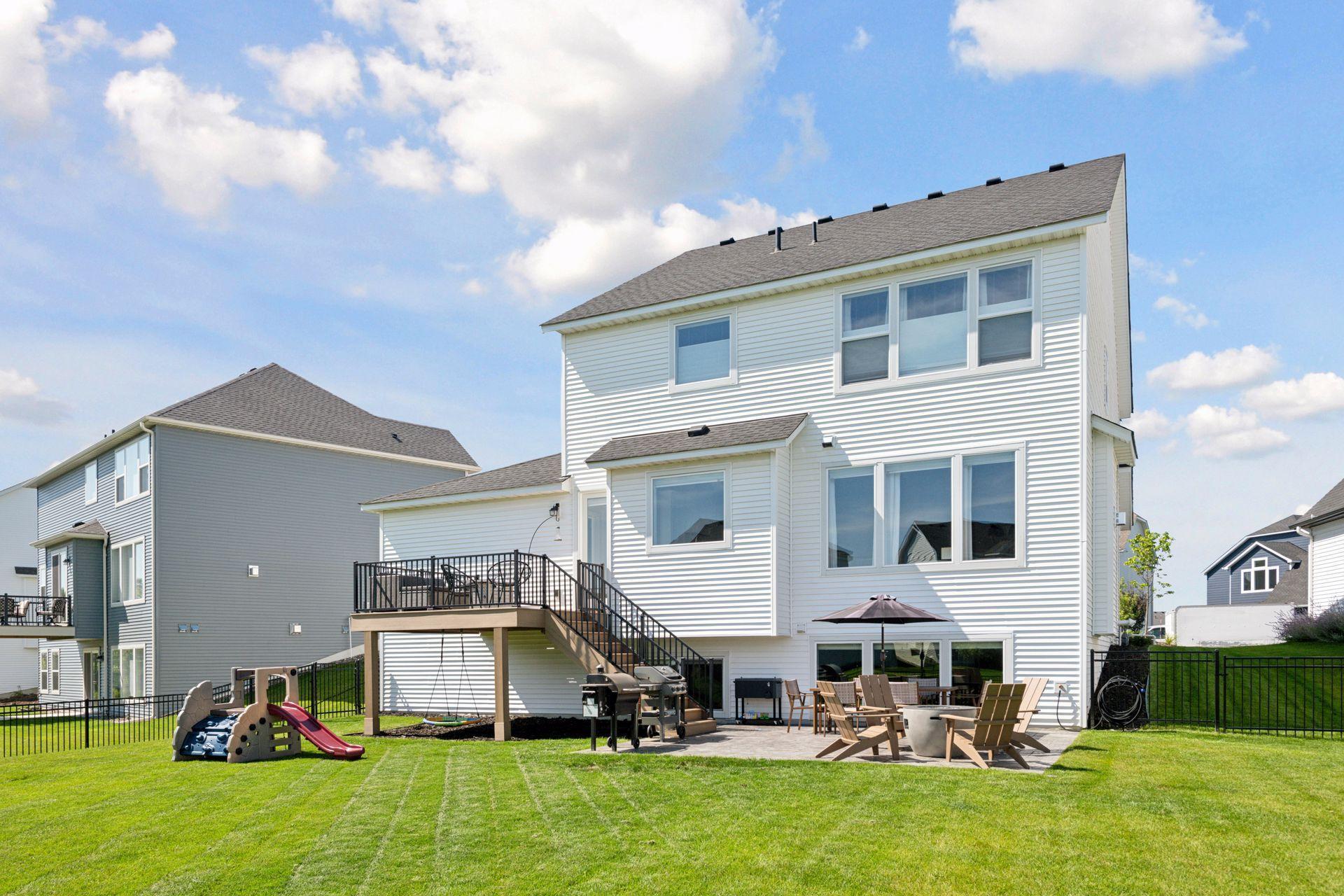 2348 Kester Avenue NE