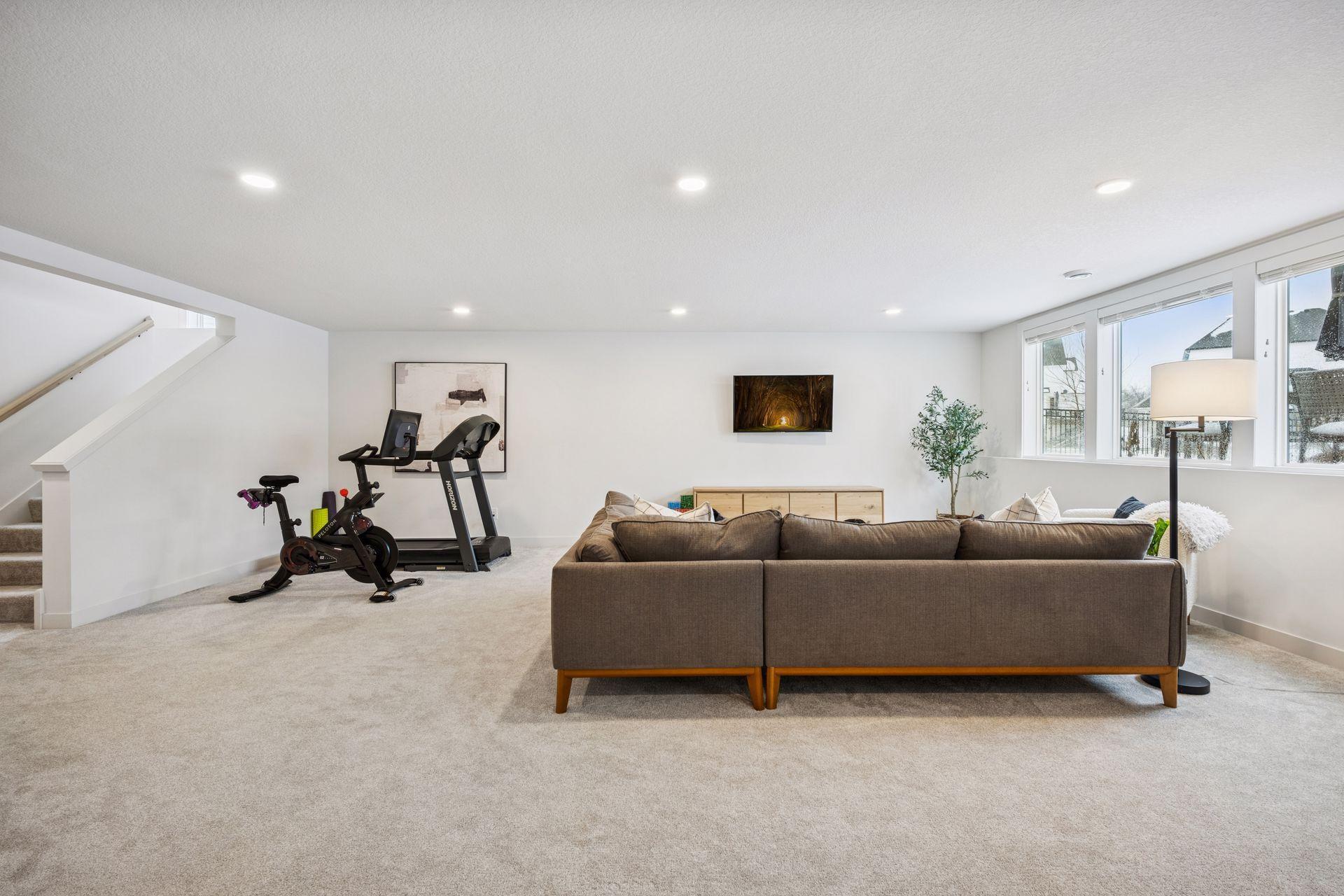 2348 Kester Avenue NE