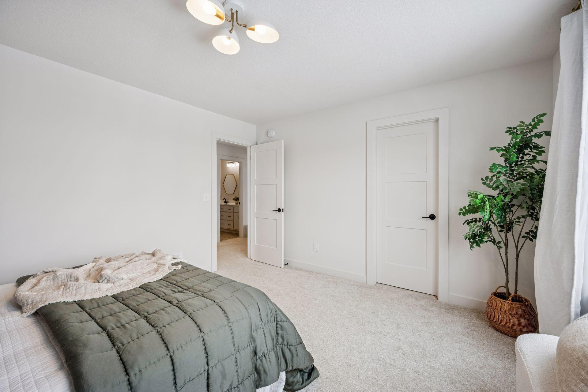 2348 Kester Avenue NE