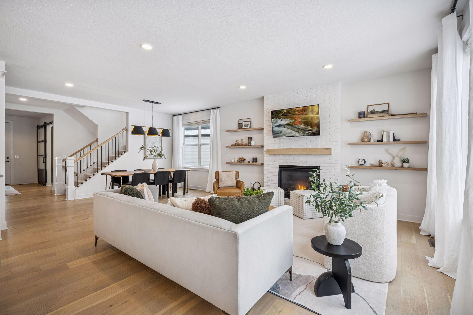 2348 Kester Avenue NE