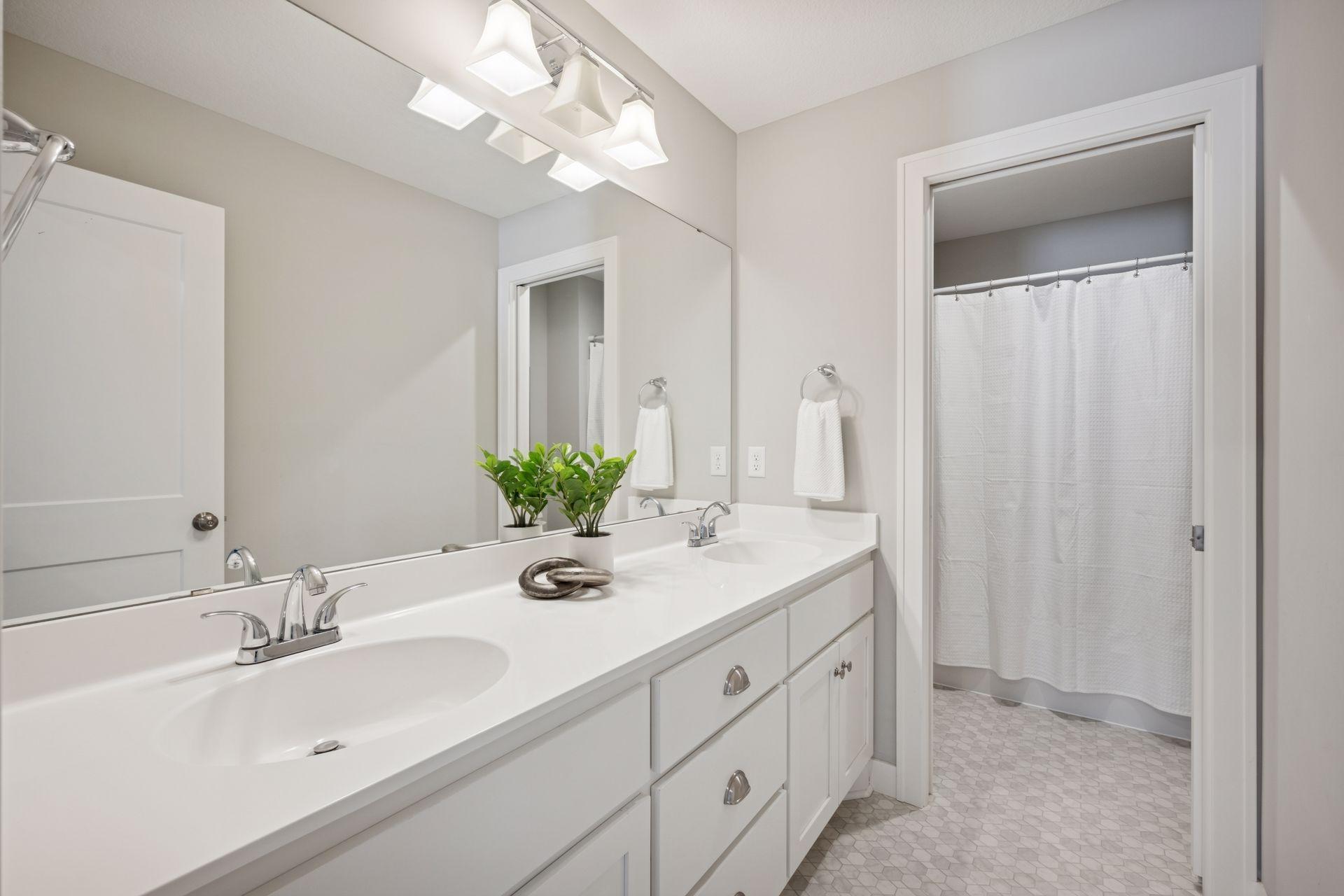 2301 Kester Avenue NE