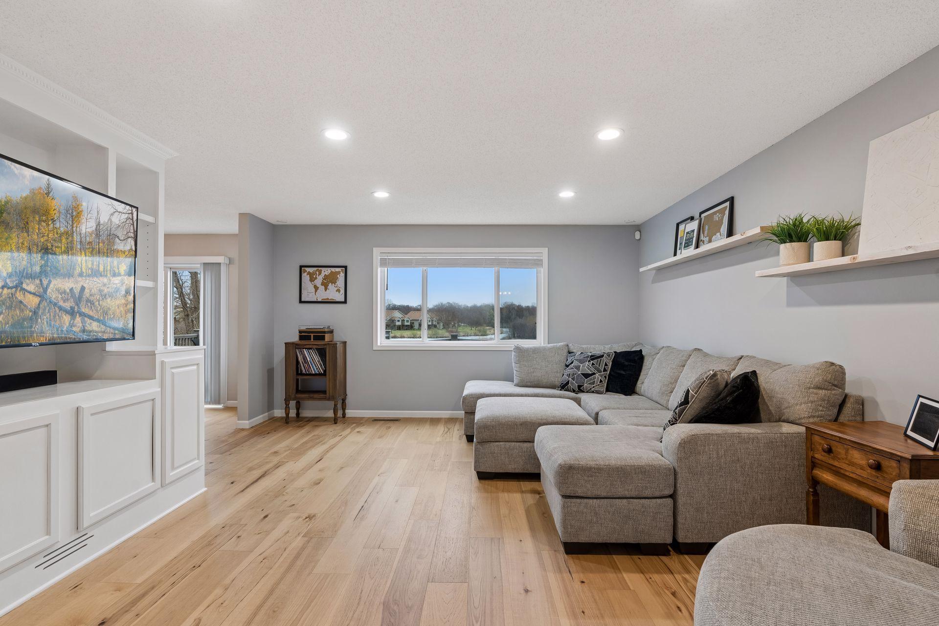 10849 Able Street NE