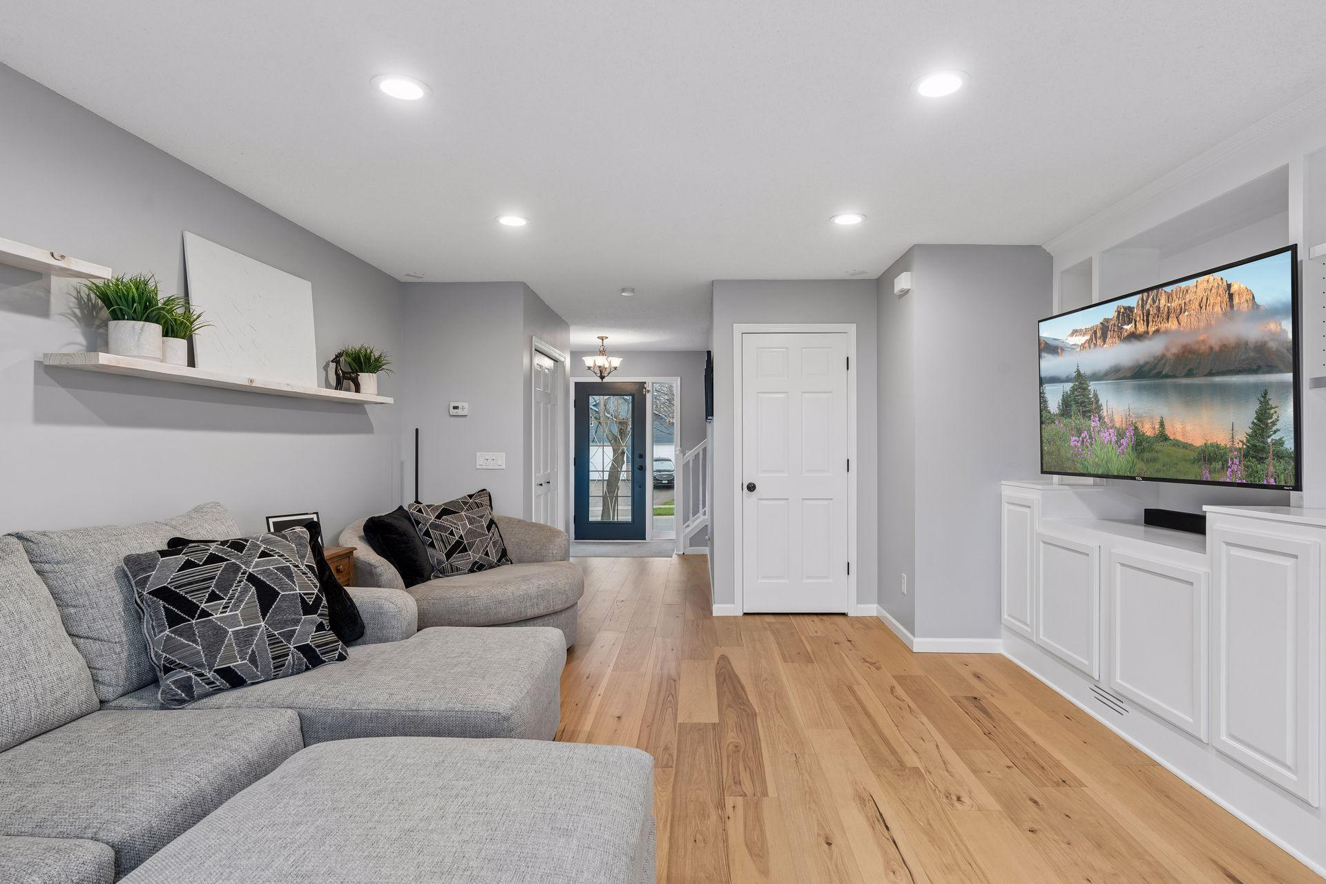 10849 Able Street NE