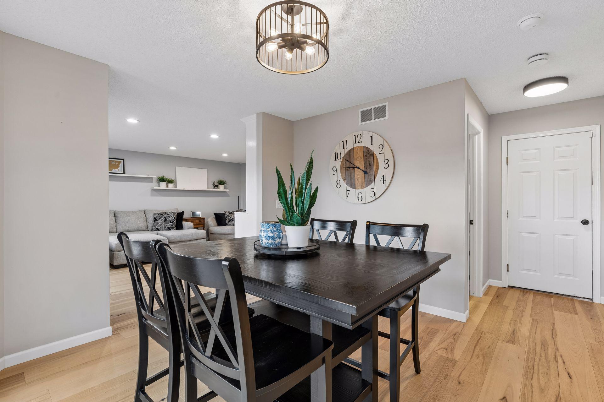 10849 Able Street NE